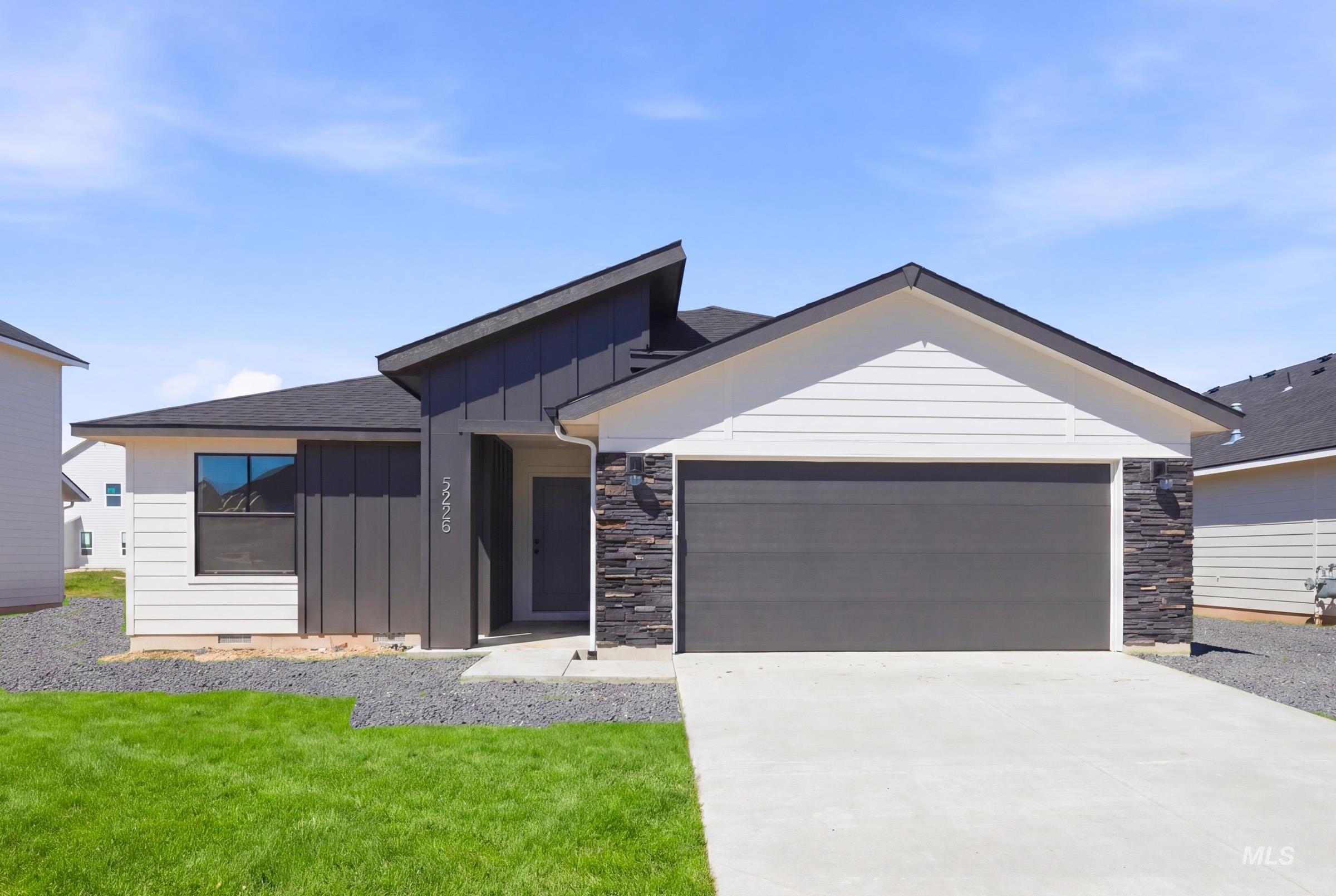 9458 W Blazing Star St, Nampa ID 83687
