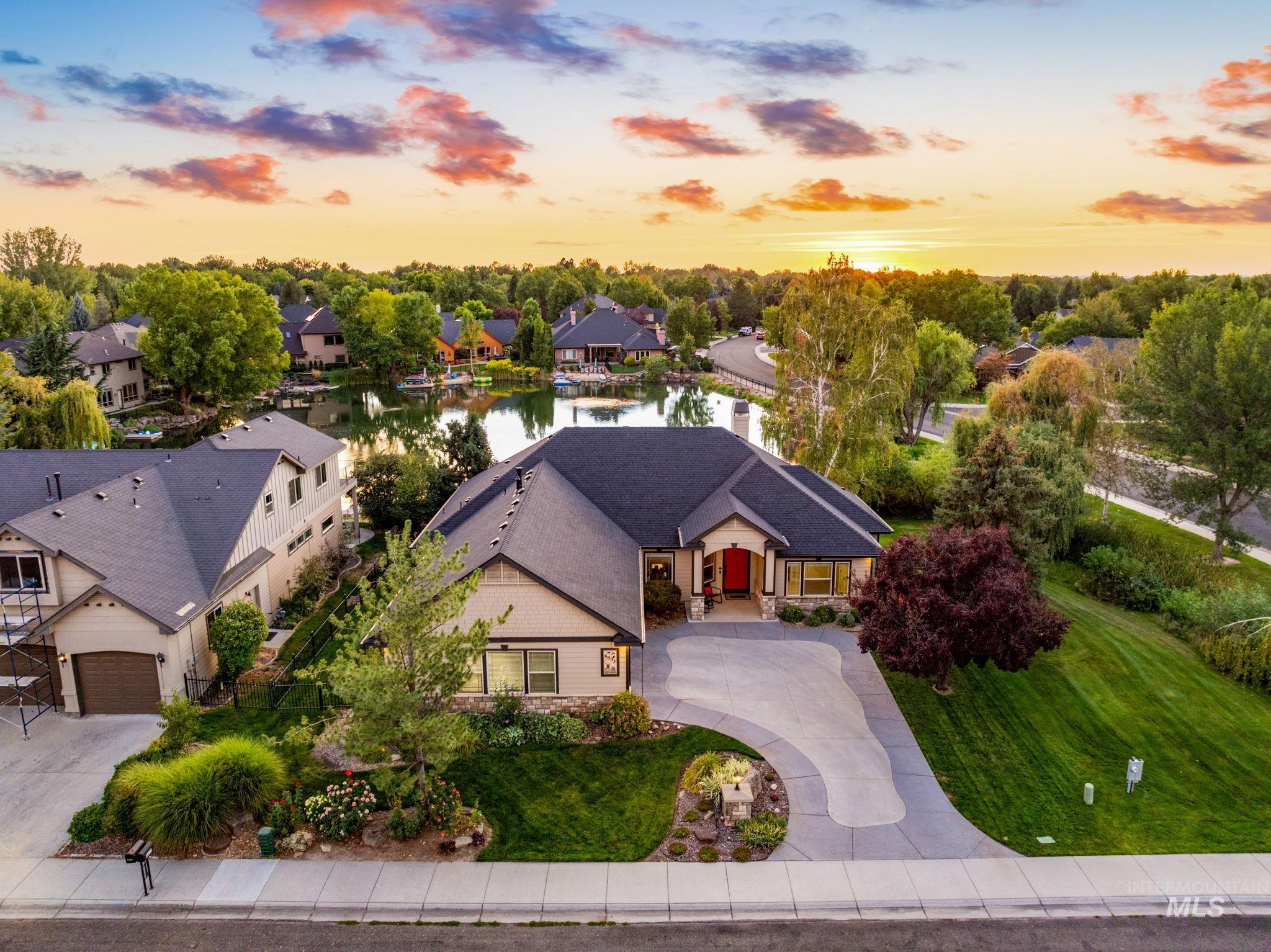 6033 N Duxbury Pier Ave, Boise ID 83714