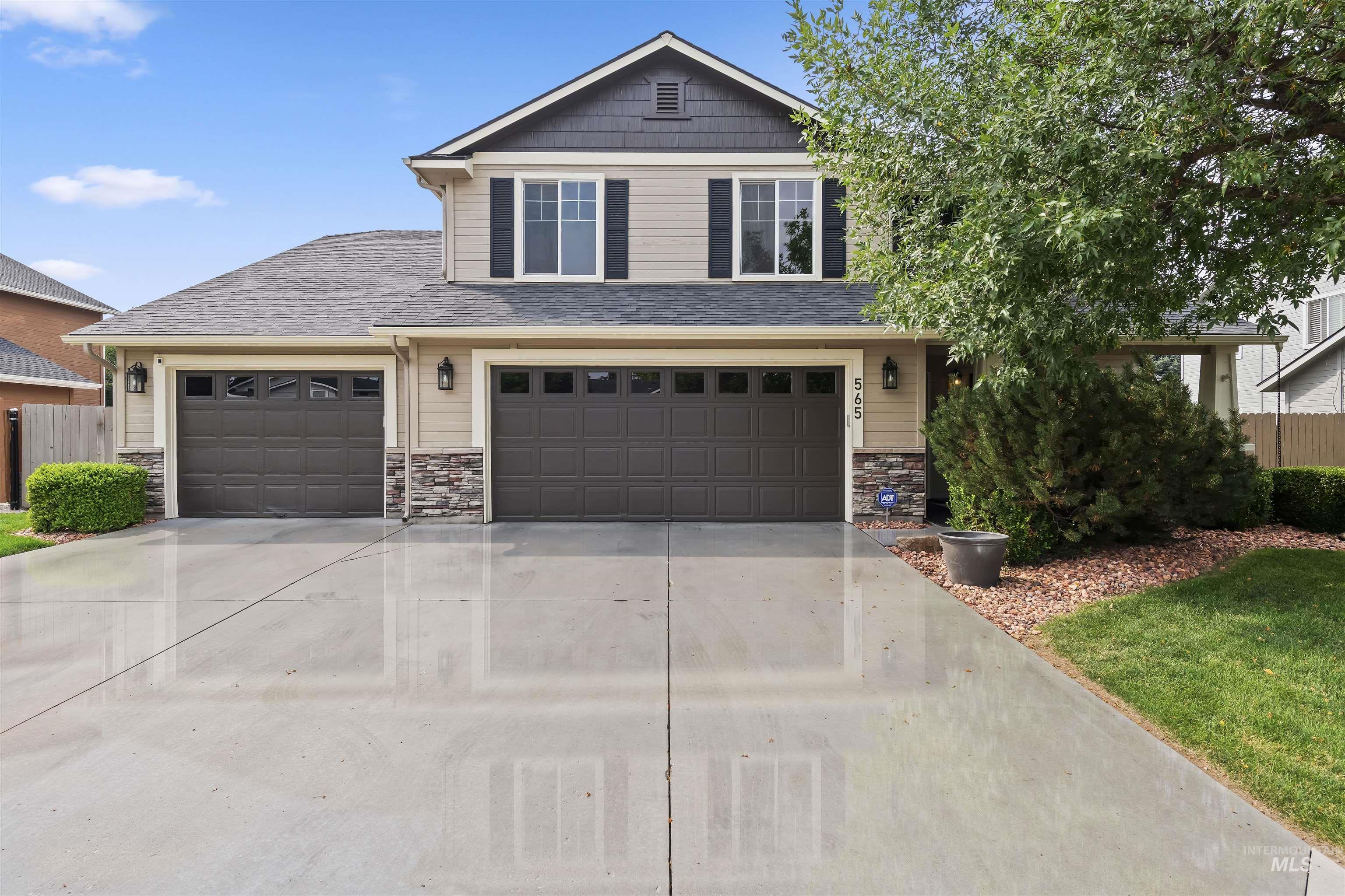 565 E Anton Street, Meridian ID 83646