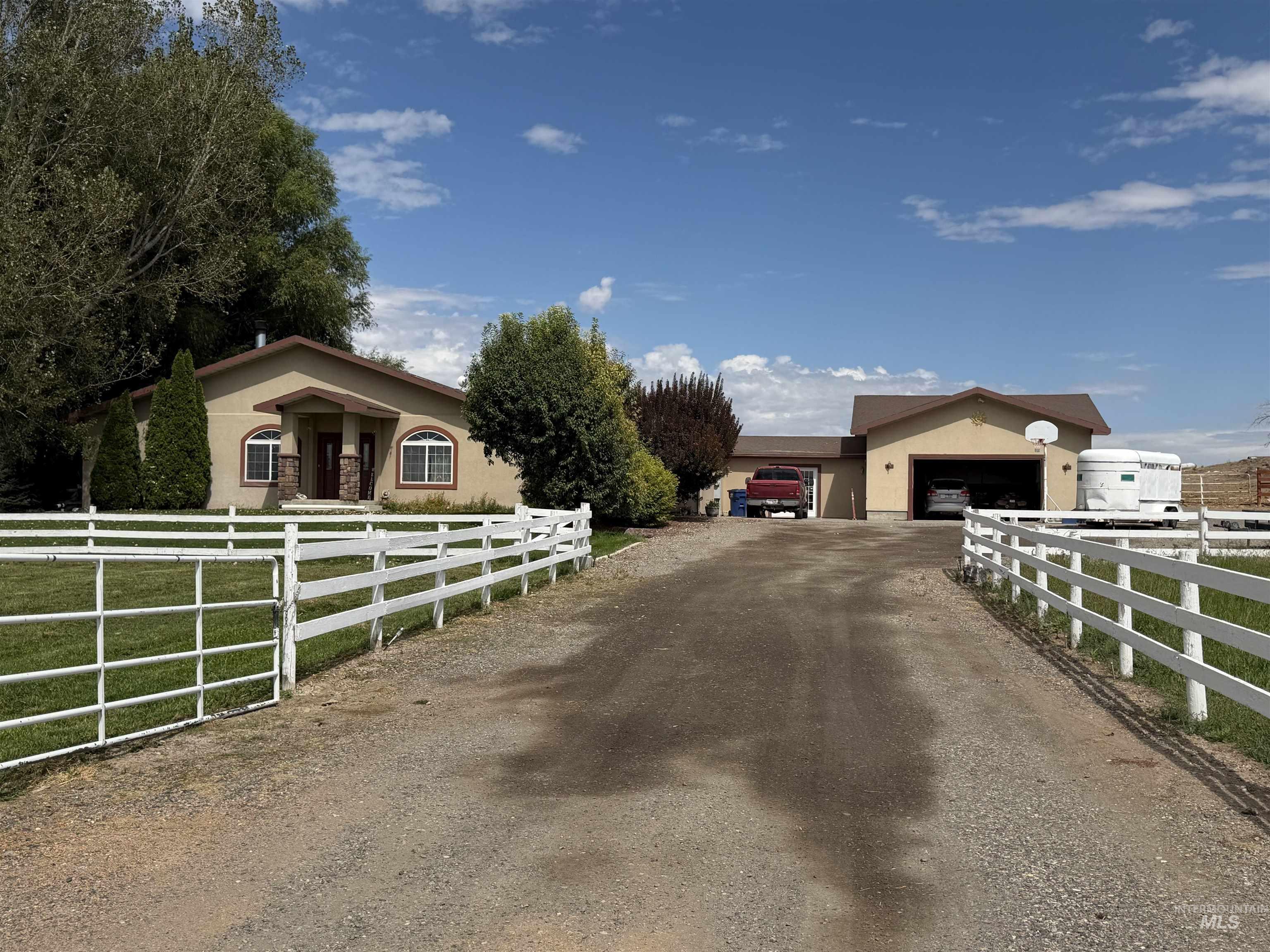 114 E 275 S, Jerome ID 83338