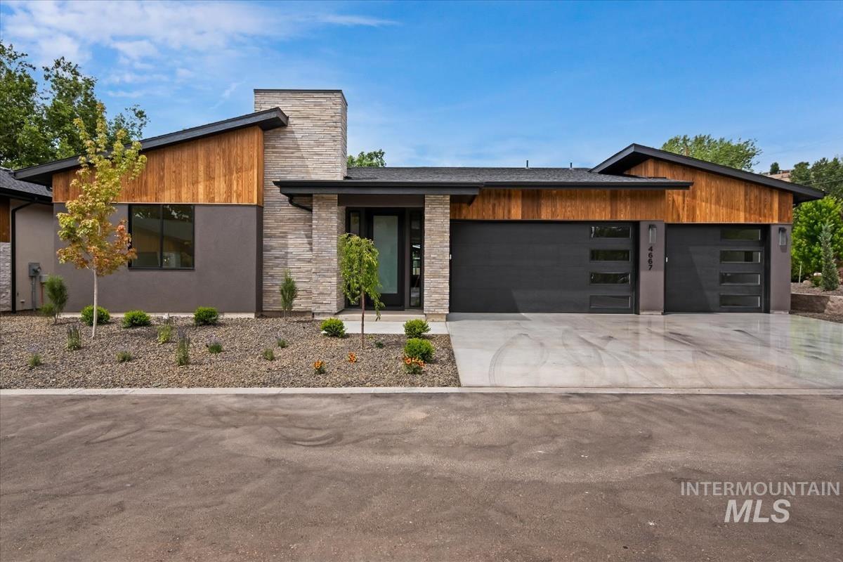 4667 N Collister Dr, Boise ID 83703