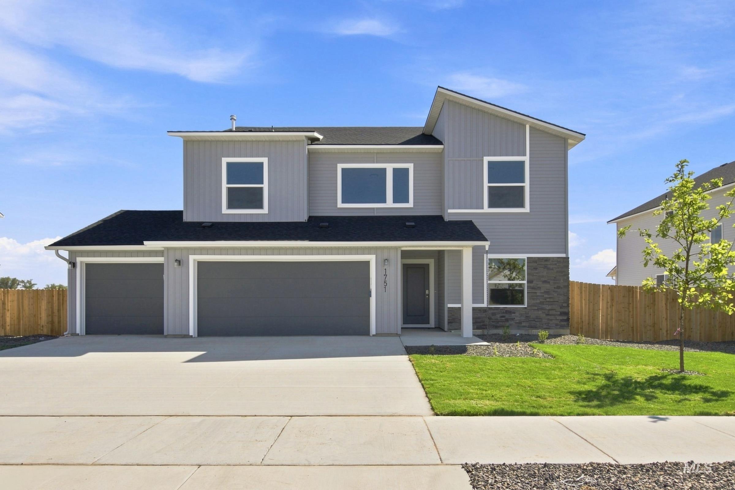 1751 Gyrfalcon St, Middleton ID 83644