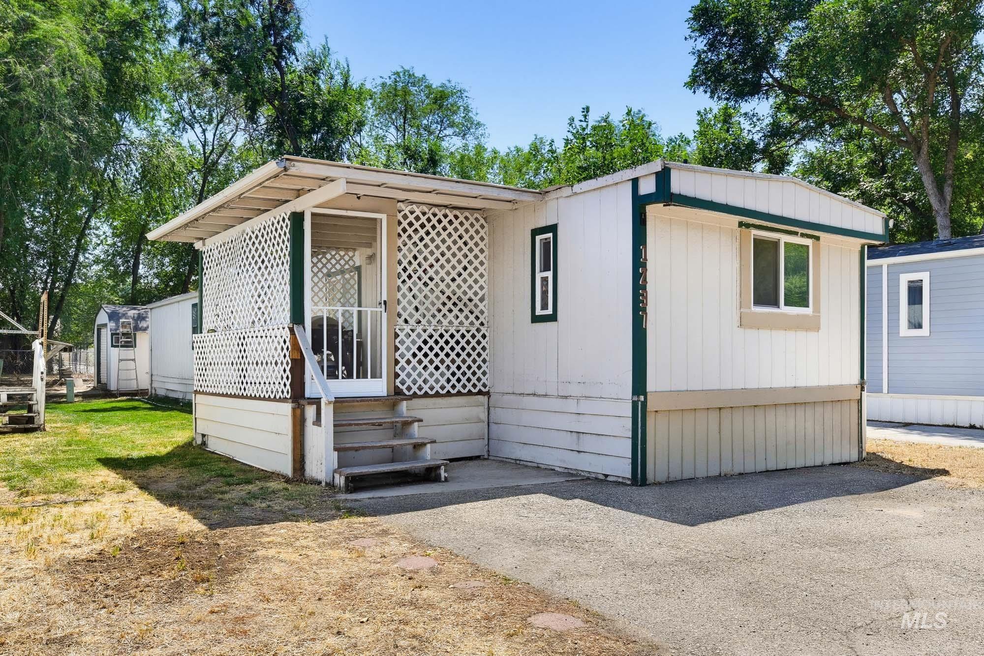 1237 W Fleetwood Ln, Boise ID 83706