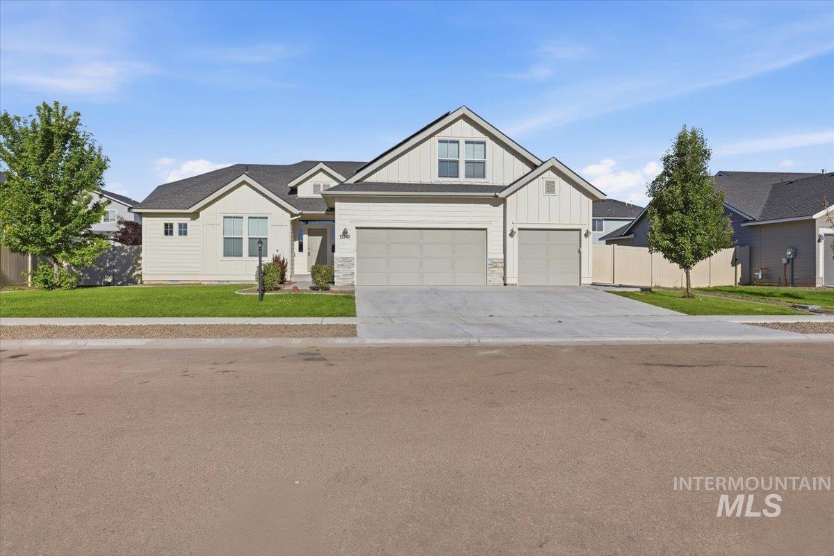 13141 S Coquille River Ave, Nampa ID 83651