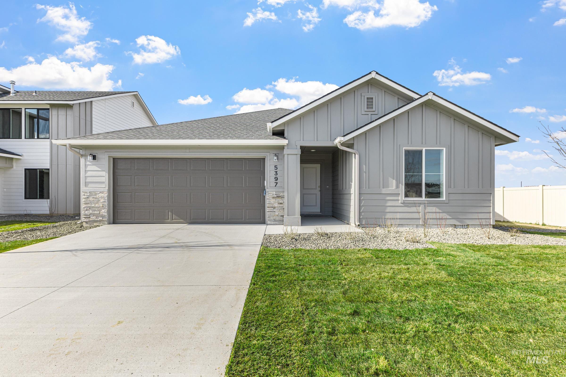 190 N Tideberry Ave, Kuna ID 83634