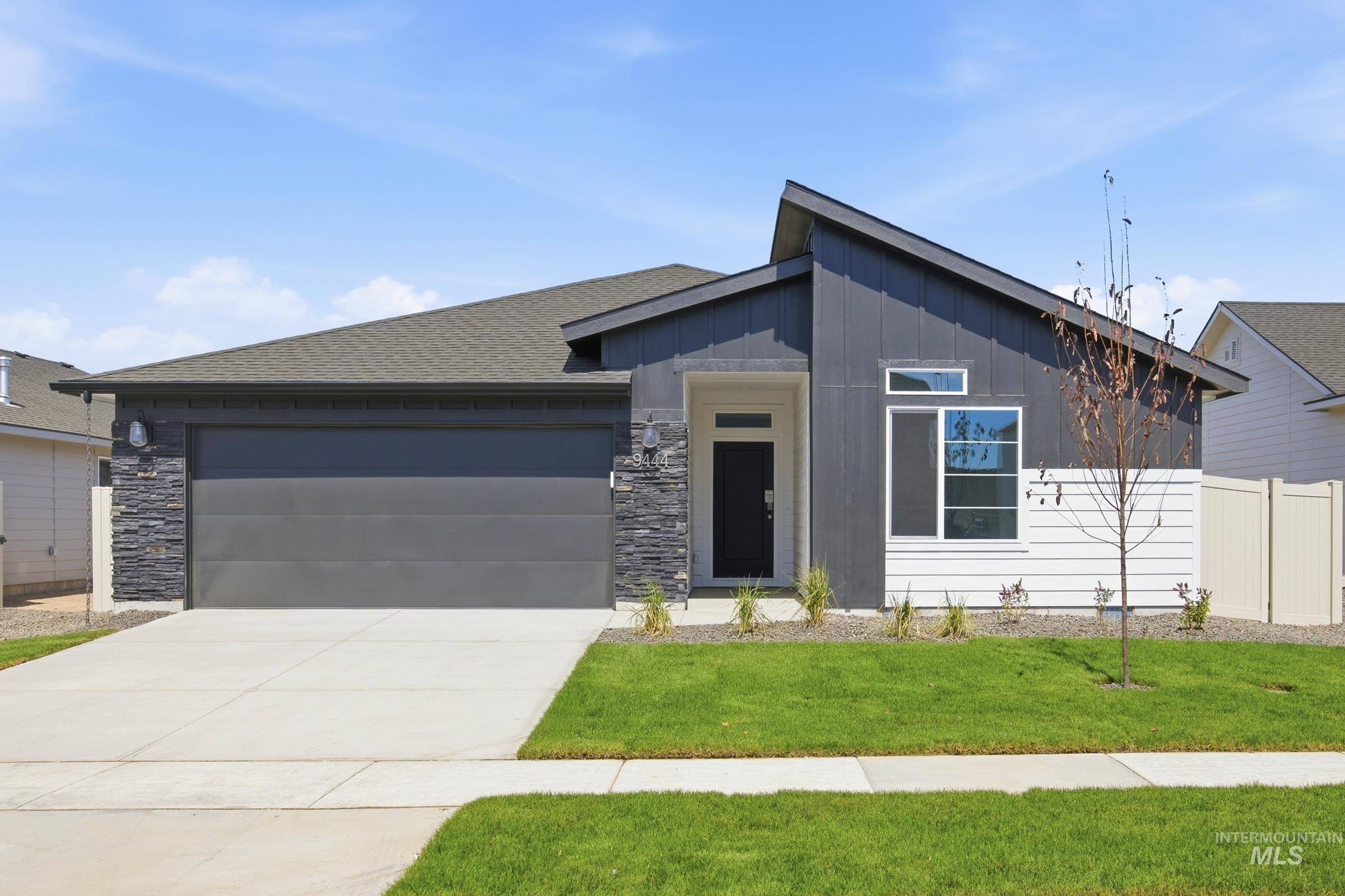 9444 W Blazing Star St, Nampa ID 83687