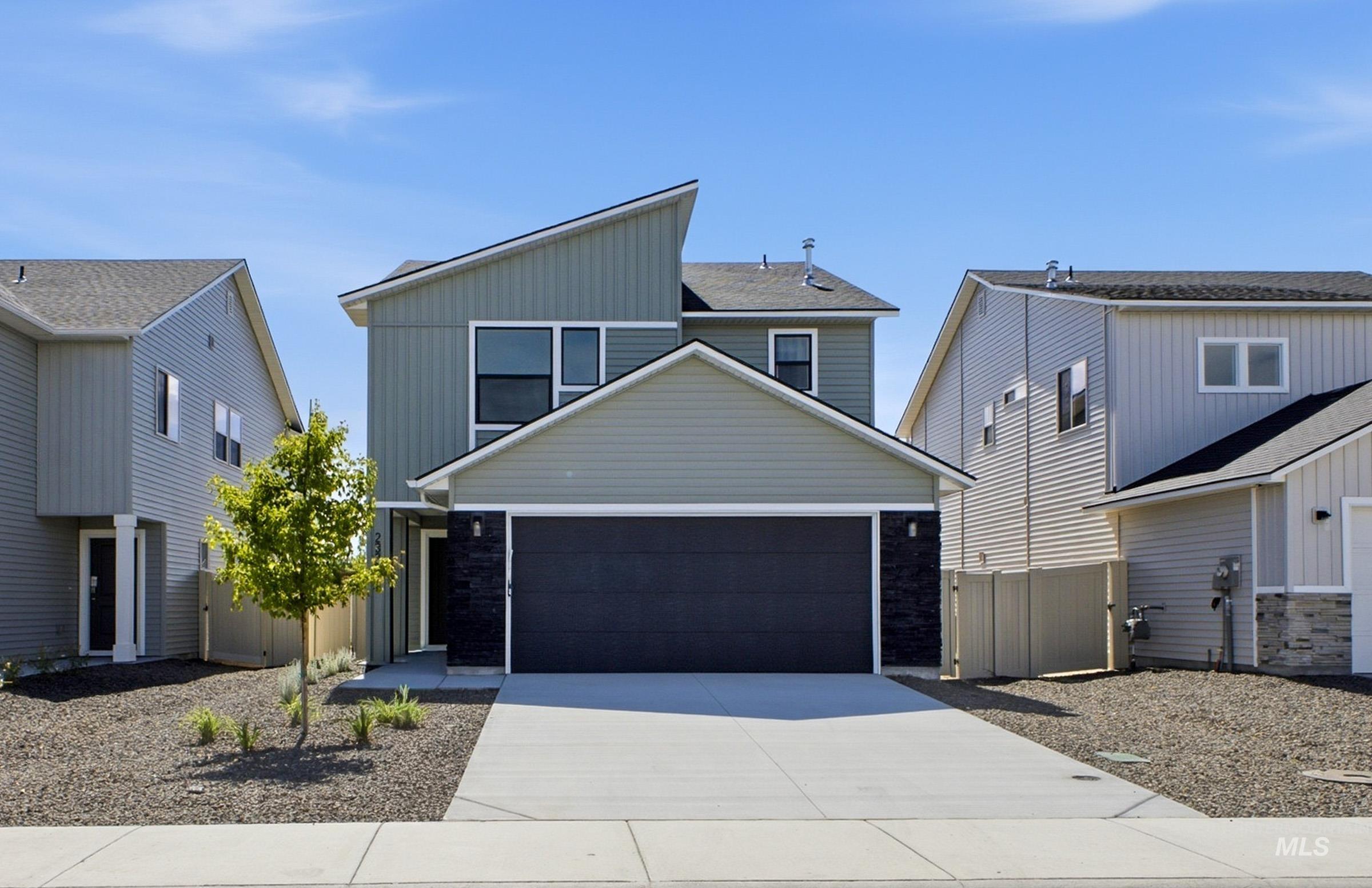 2375 W Fallon Lp, Nampa ID 83651