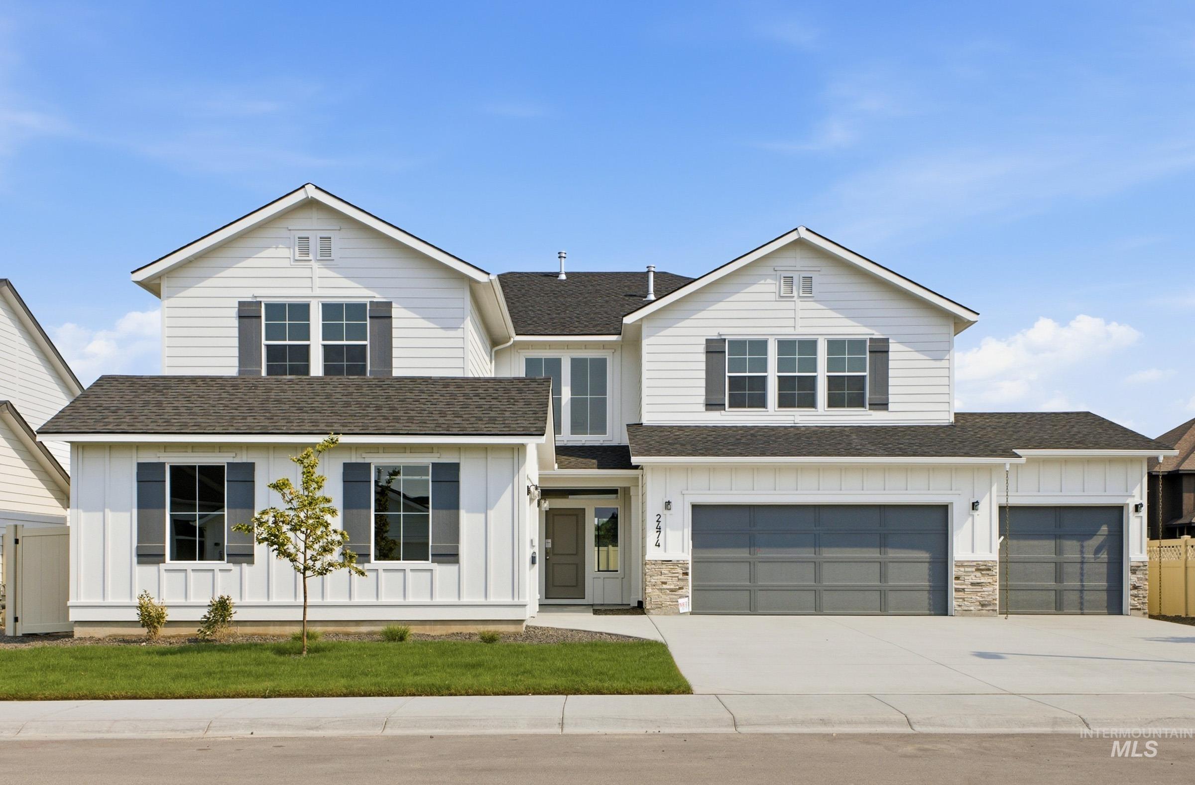 868 Thunderbolt St, Mountain Home ID 83647