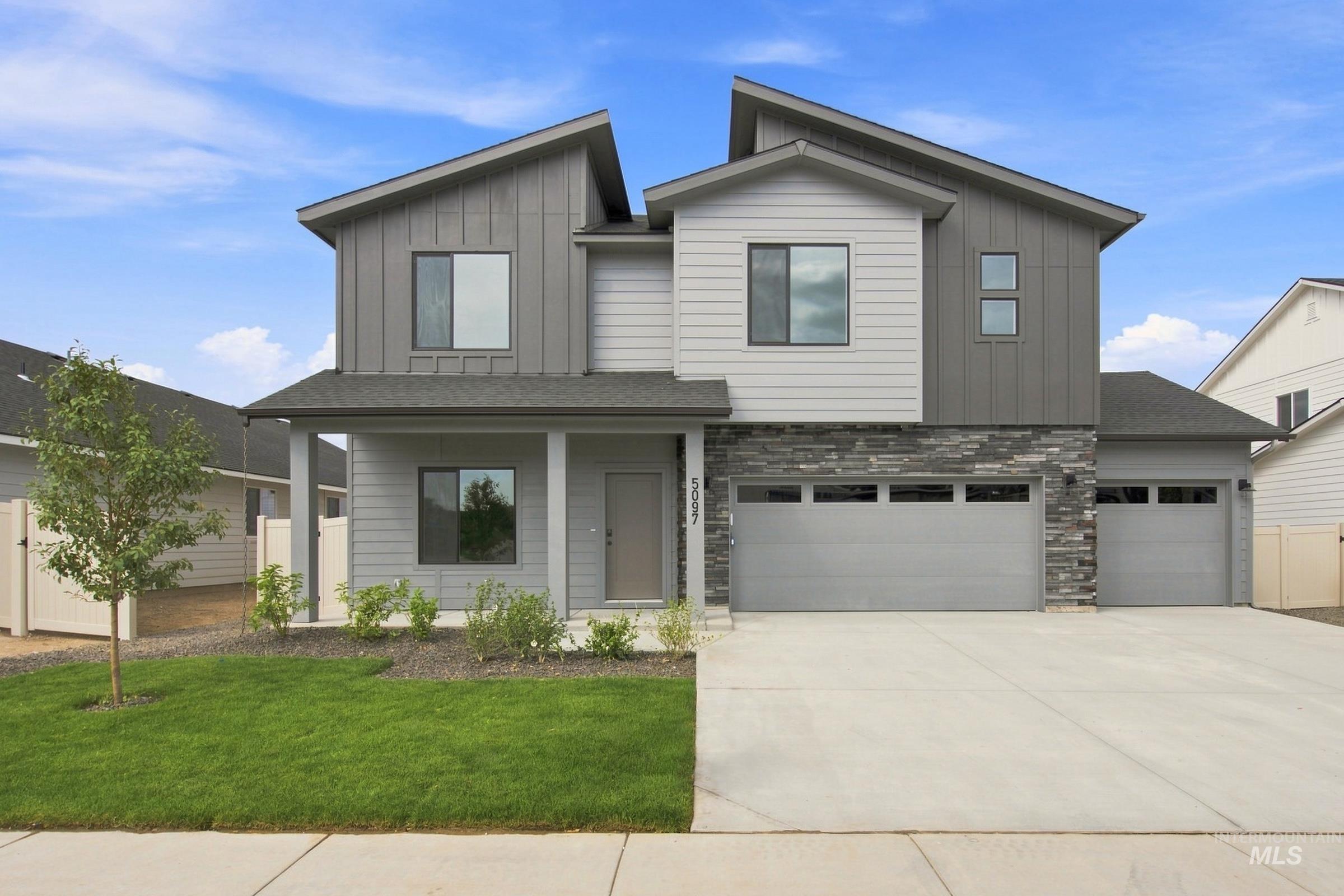 5097 S Bleachfield Ave, Meridian ID 83642