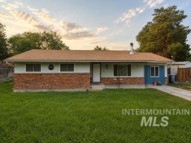 811 E Fisk Ave, Parma ID 83660