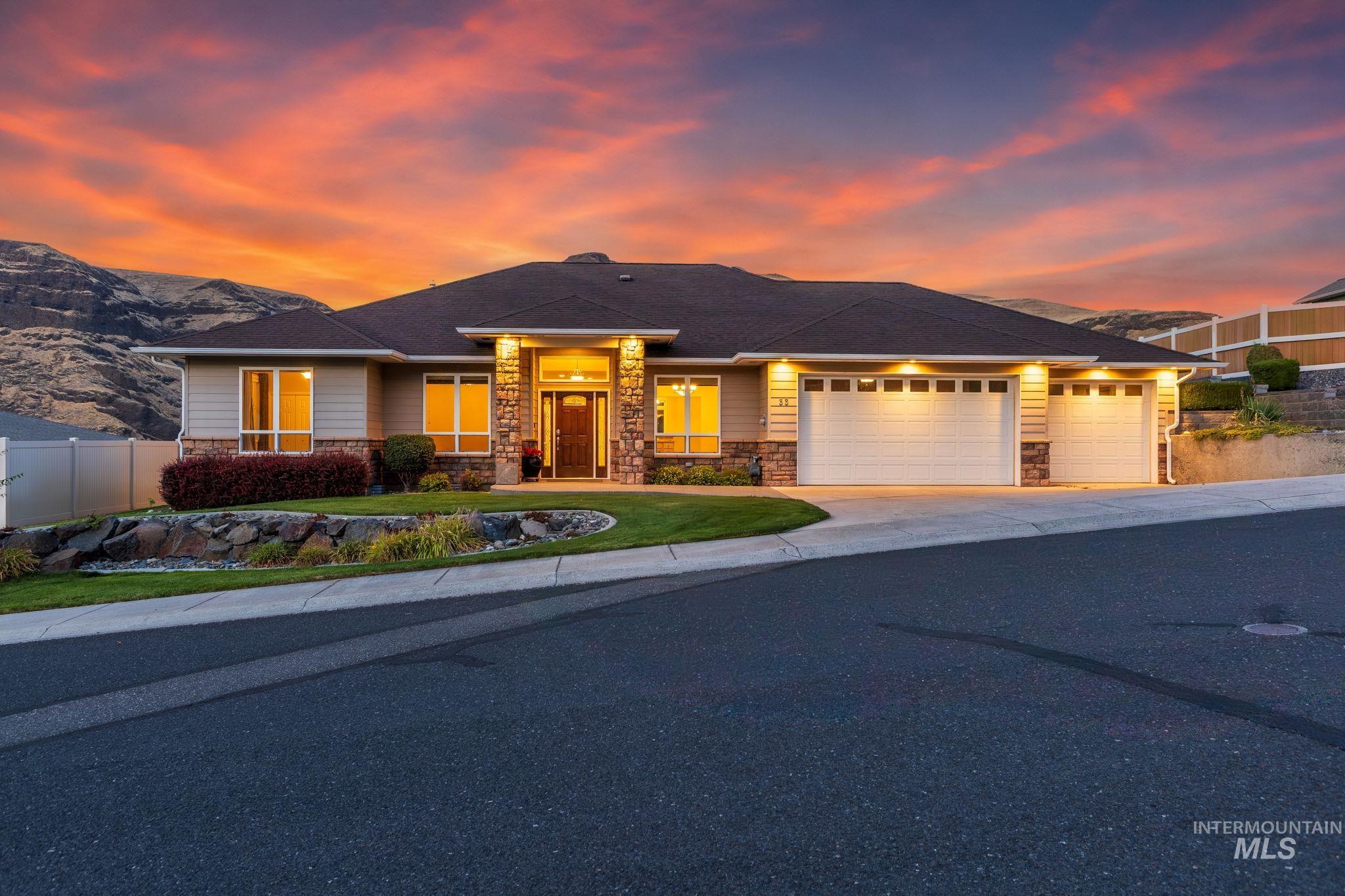 33 Riverpointe Dr., Asotin WA 99402