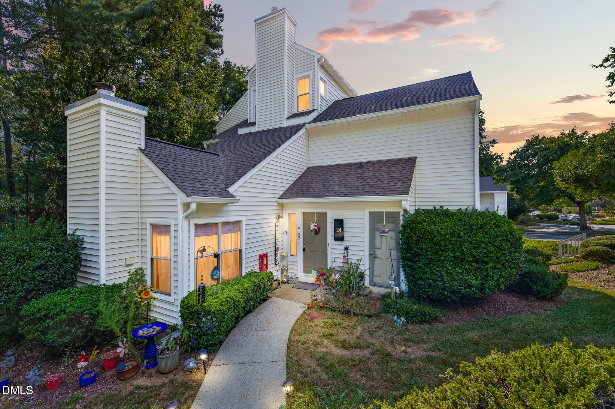 6001 Winterpointe Lane 101, Raleigh, NC 27606