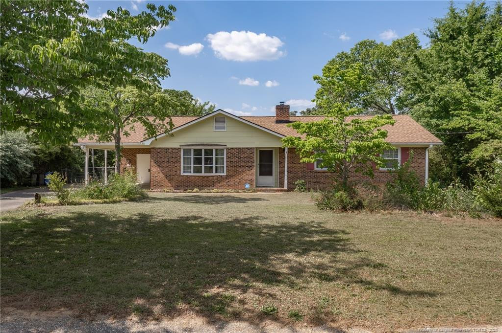 605 Dandridge Drive, Fayetteville, NC 28303