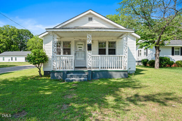 701 E Harnett Street, Dunn, NC 28334