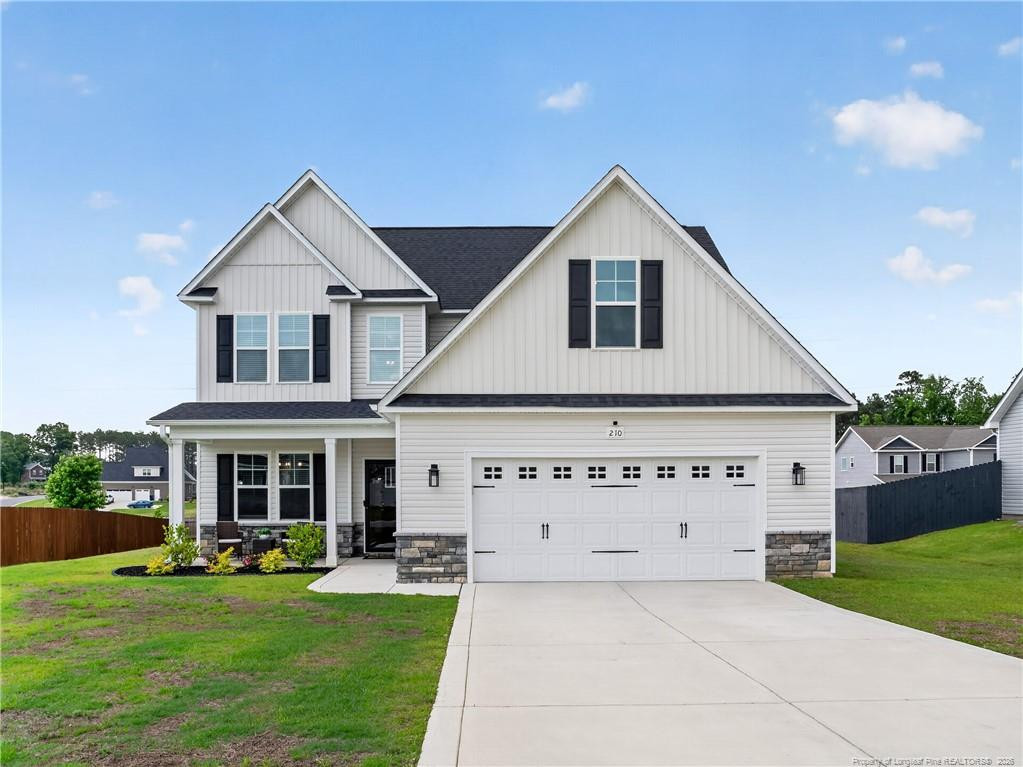 210 Leach Creek Drive, Raeford, NC 28376