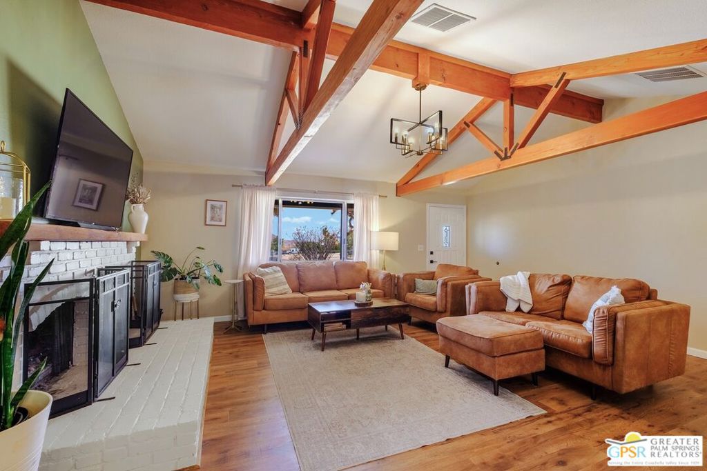 58375 Arcadia Trail