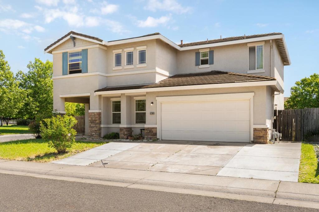 5700 Gold Poppy Way