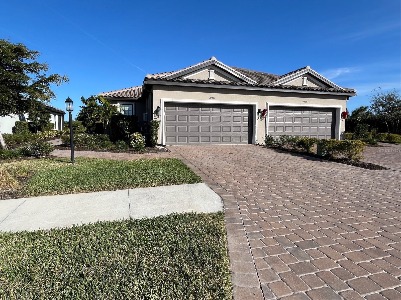 10433 MORNING MIST LANE