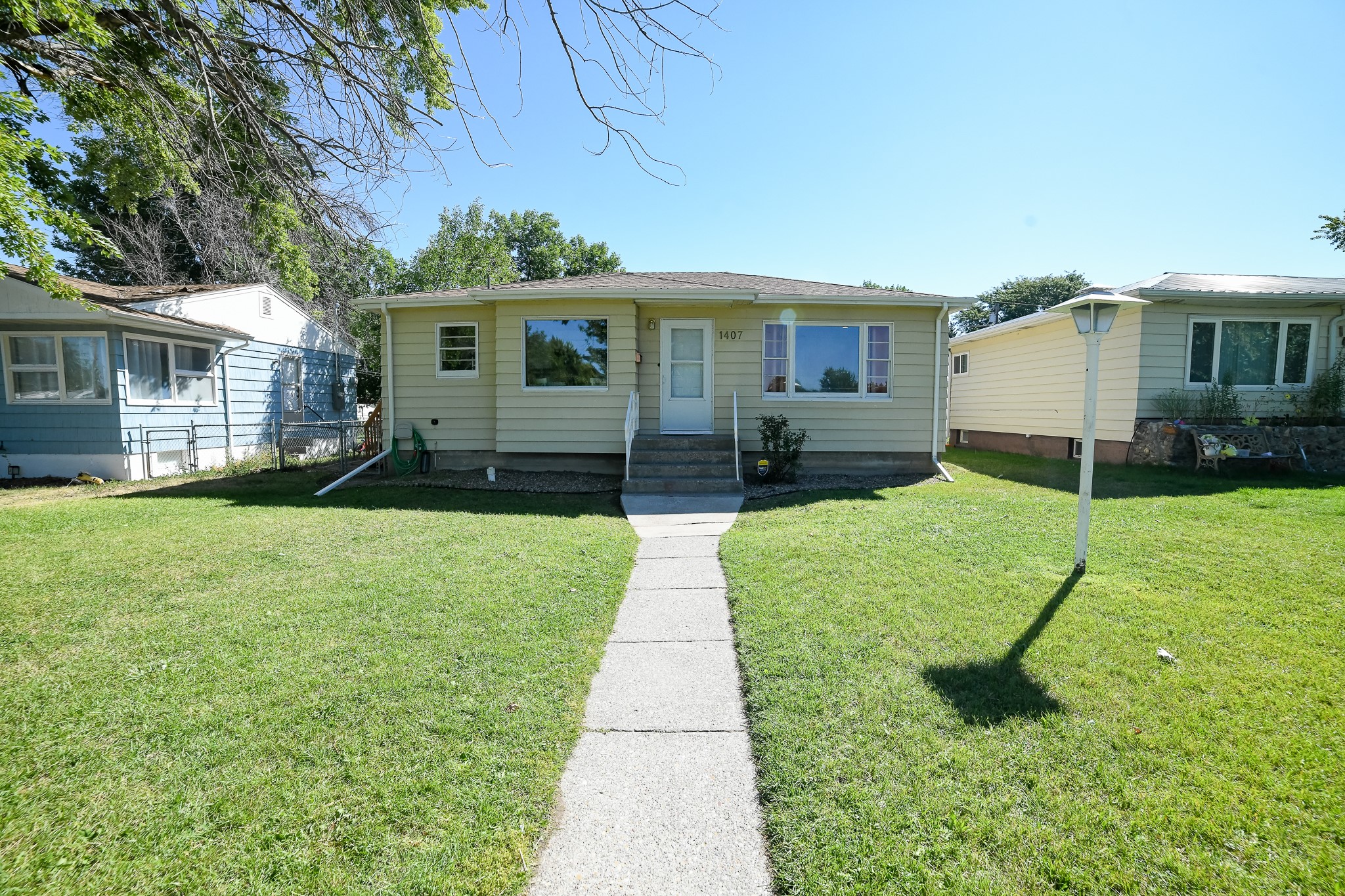 1407 High Street