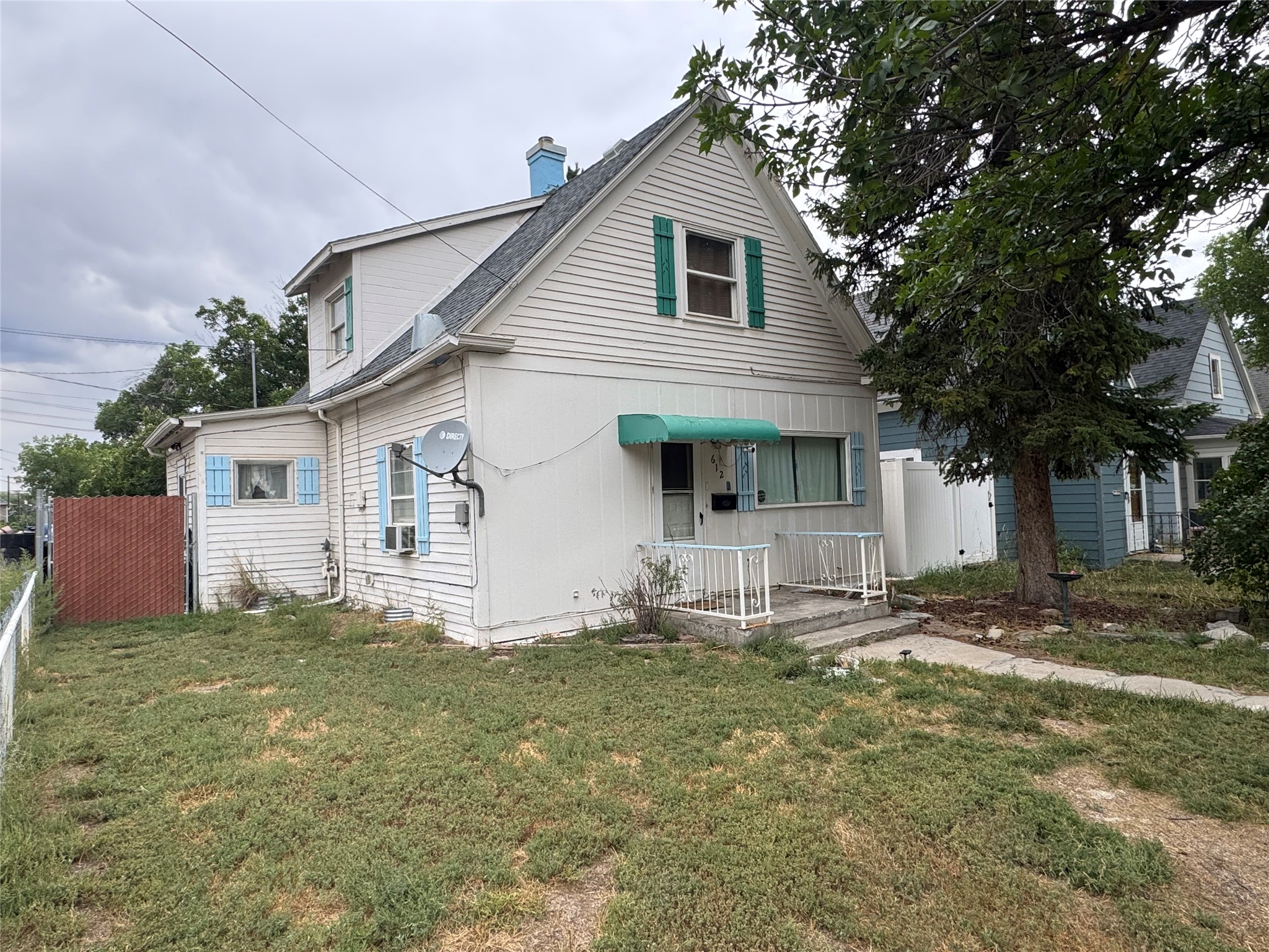 612 8th Street N