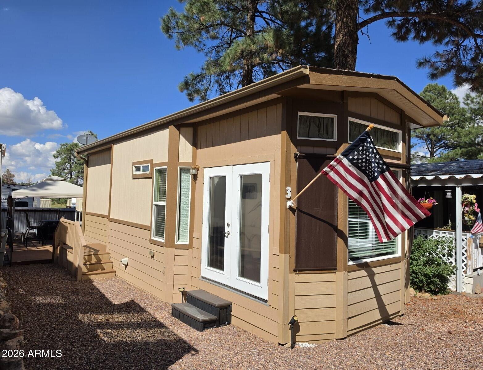2745 STATE ROUTE 260, Overgaard, AZ 85933