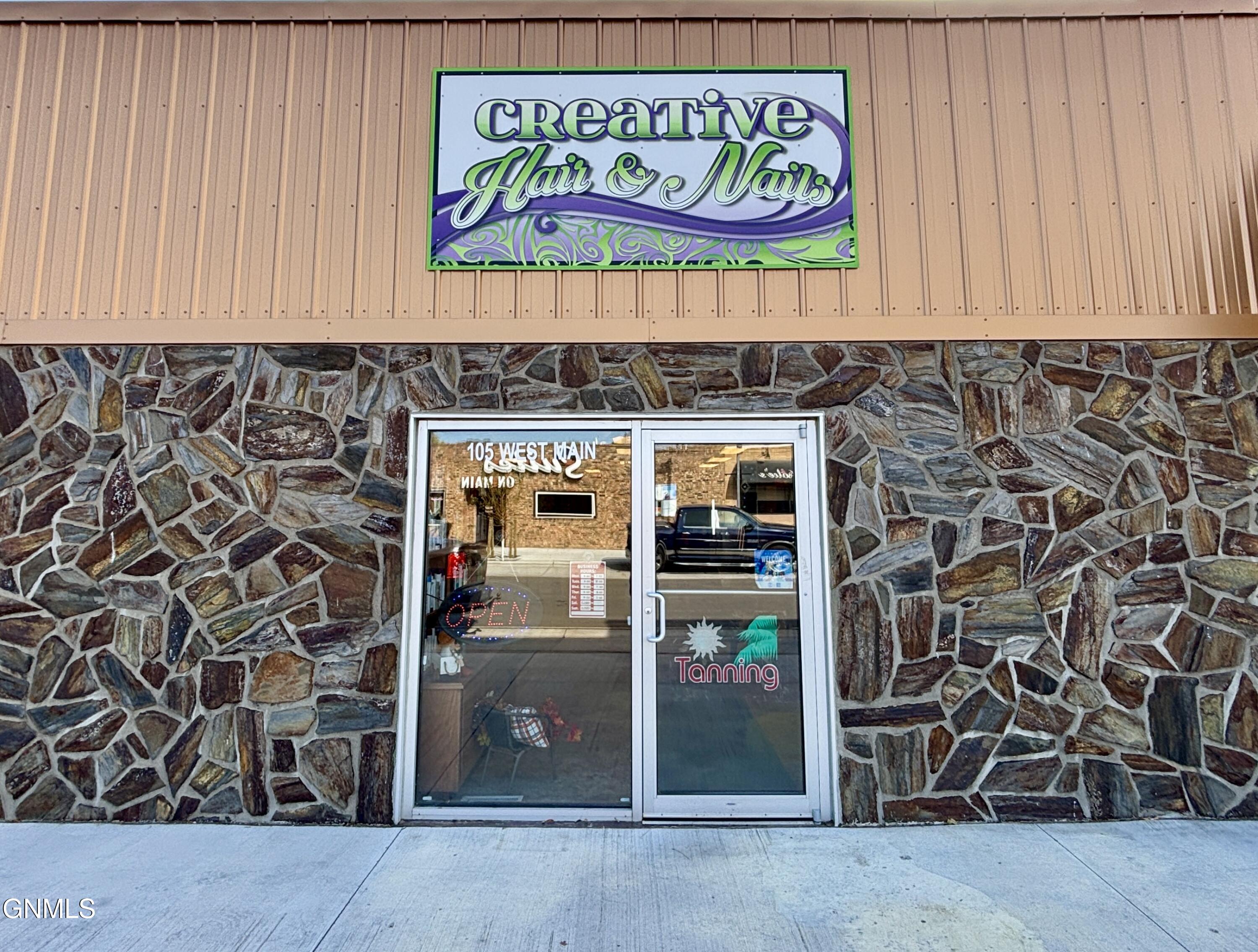 105 Main Street W, Beulah, ND 58523