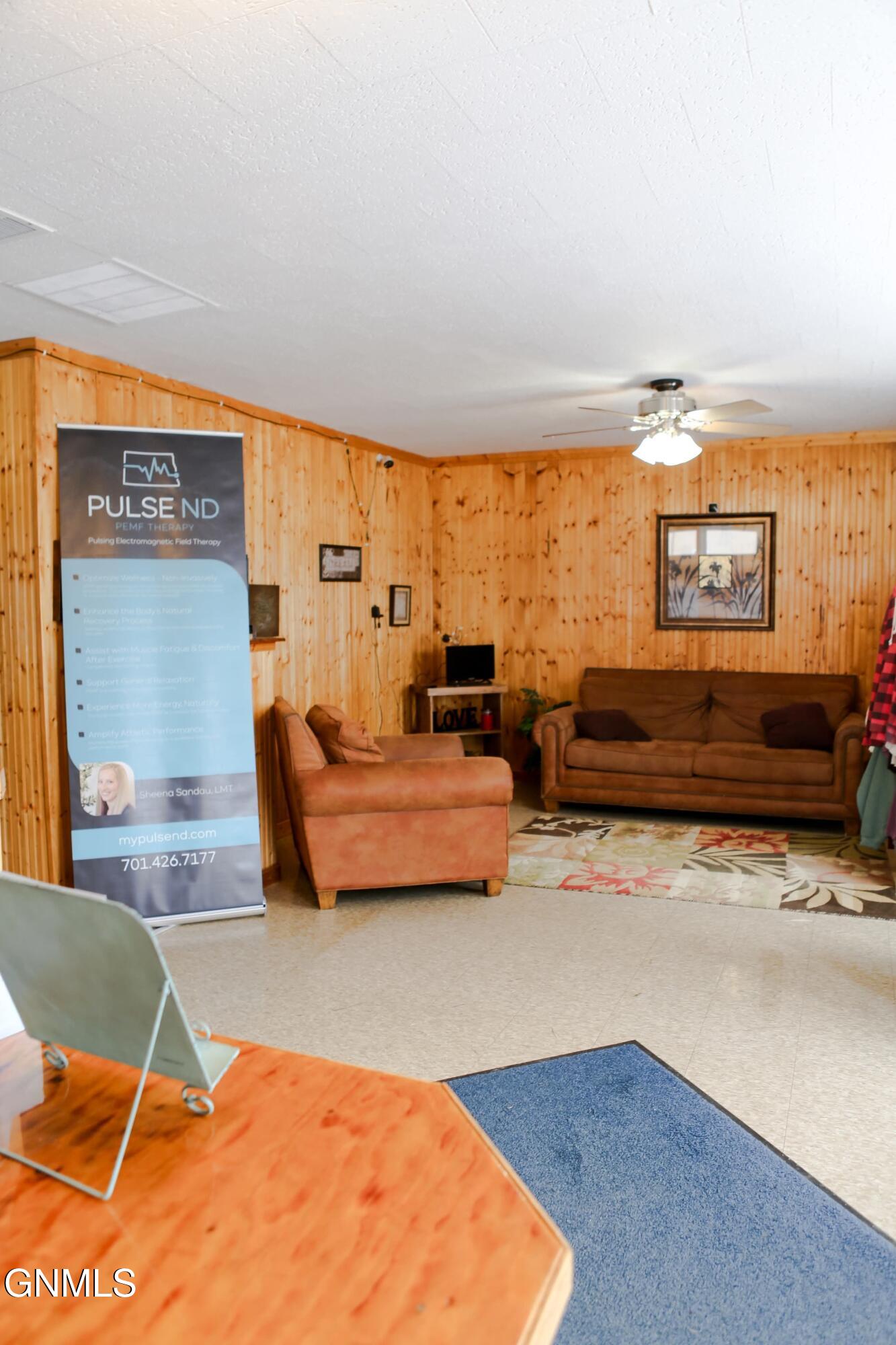 302 Main Street, Elgin, ND 58533