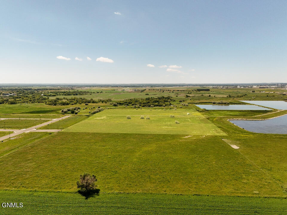 000 Off Of Benteen Drive N, Lincoln, ND 58504