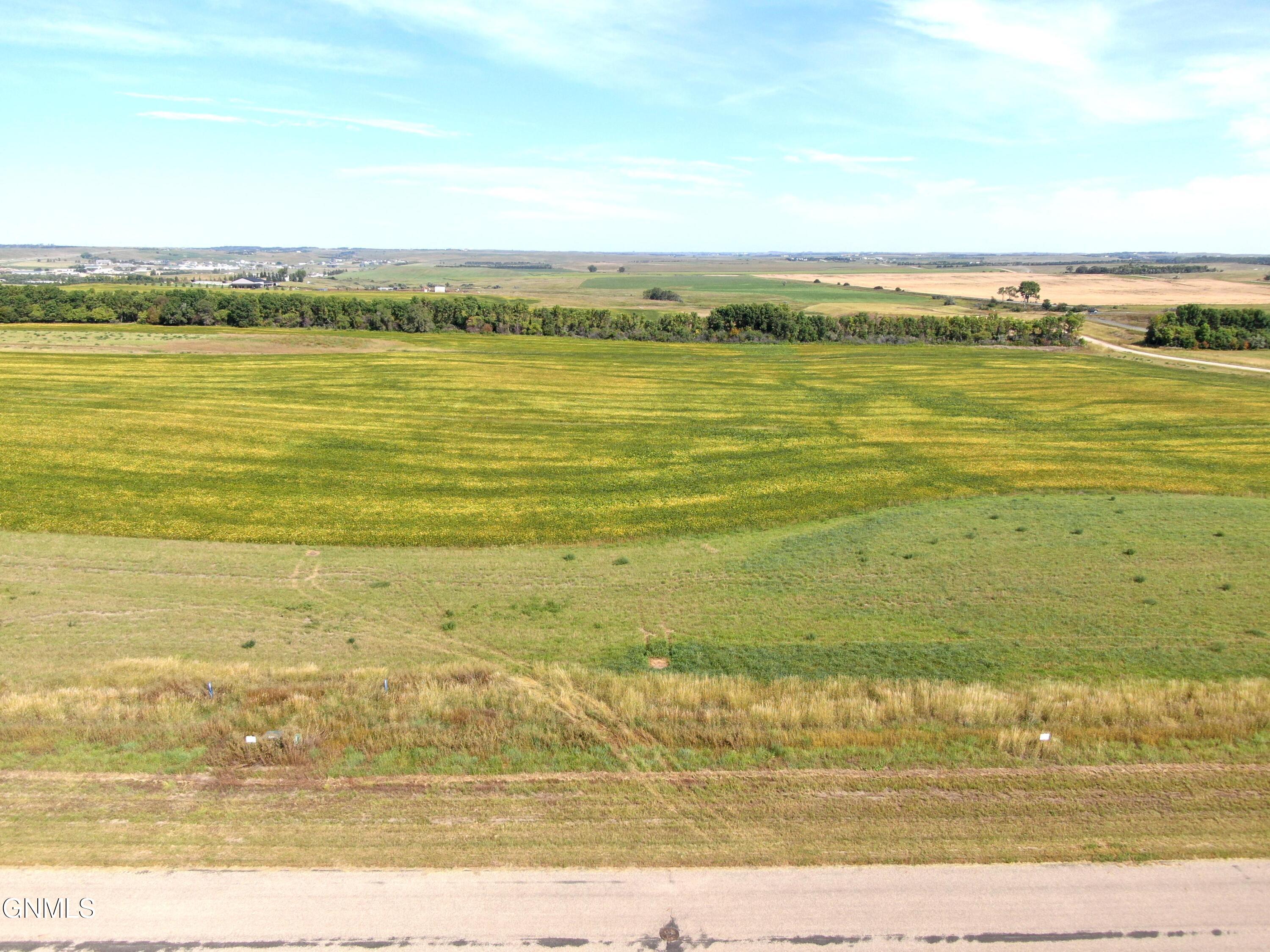 17010 Acadia Drive, Bismarck, ND 58503