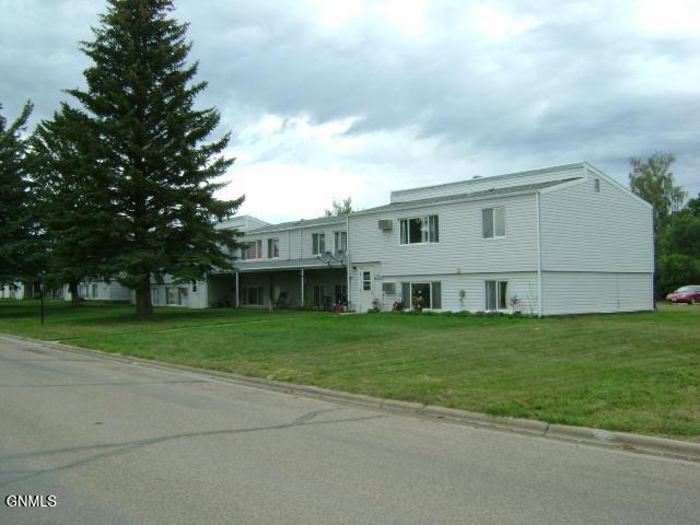 W Boundary Avenue, Plentywood, MT 59254
