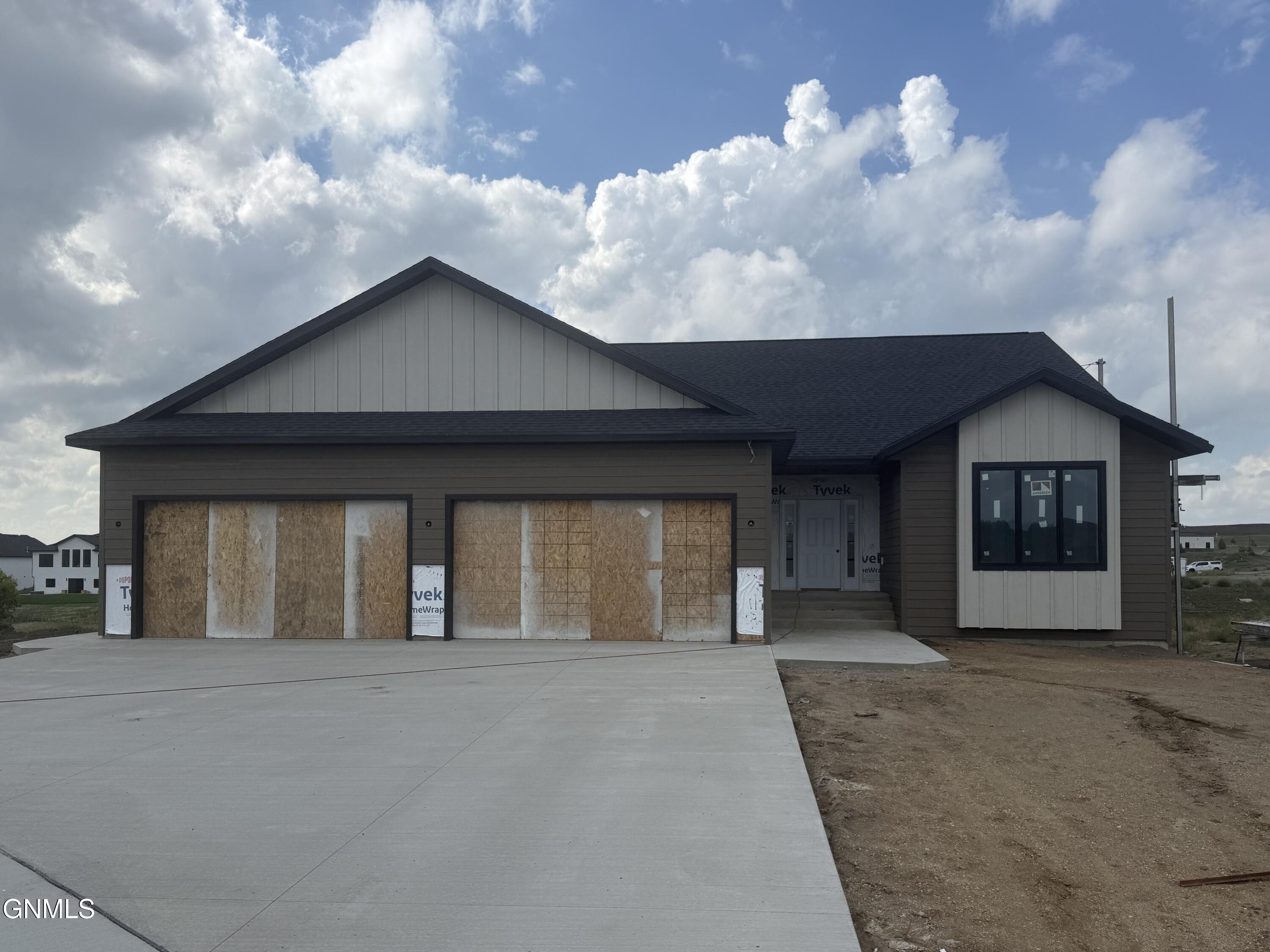 4216 Ruminant Circle, Bismarck, ND 58503