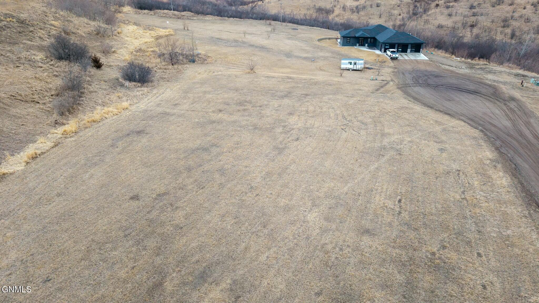 1107 9th Avenue NW, Jamestown, ND 58401