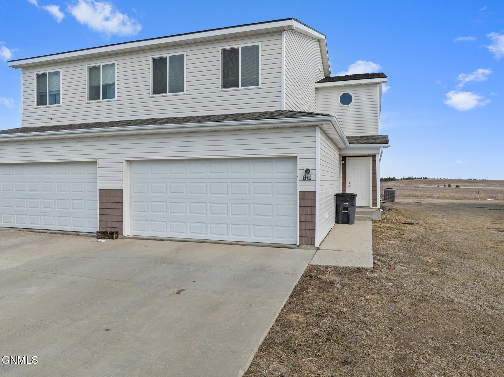 816 Nighthawk Drive, Stanley, ND 58784