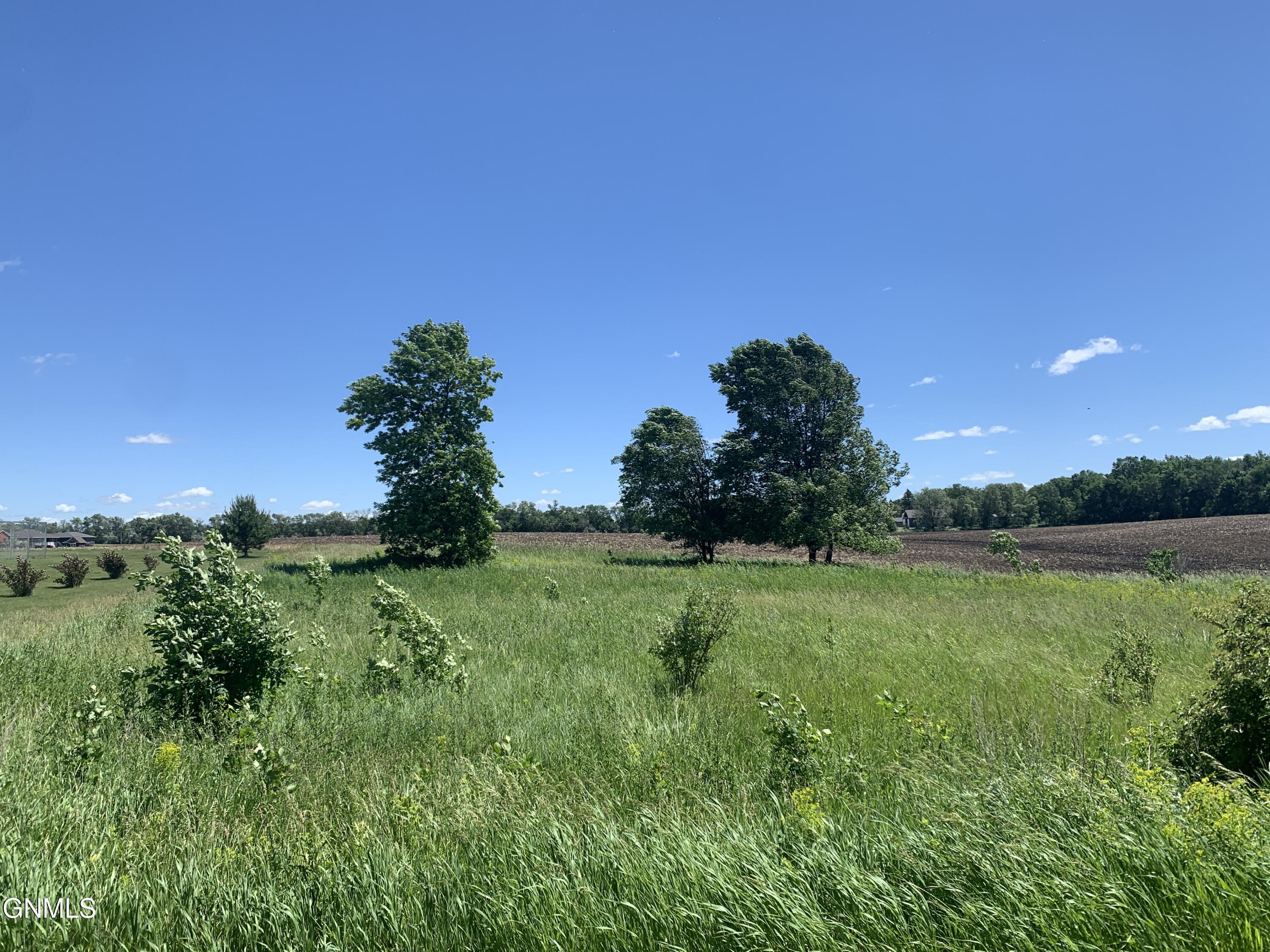 230 23rd Avenue NE, Jamestown, ND 58401