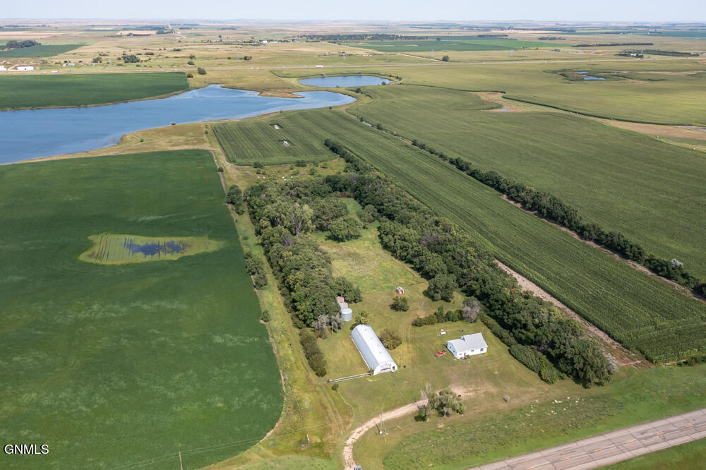 18500 County Highway 10, Menoken, ND 58558