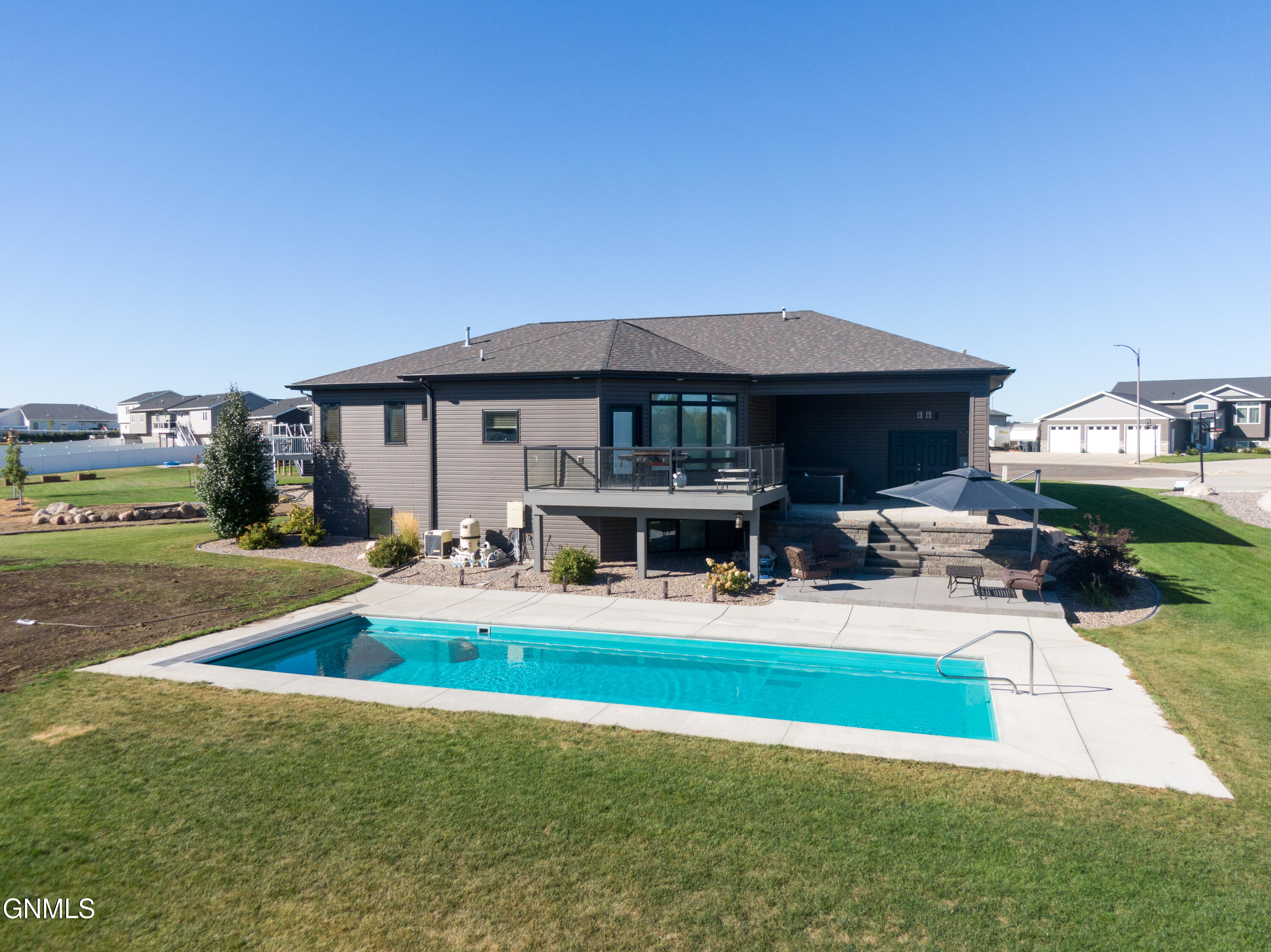 1208 Plains Bend SE, Mandan, ND 58554