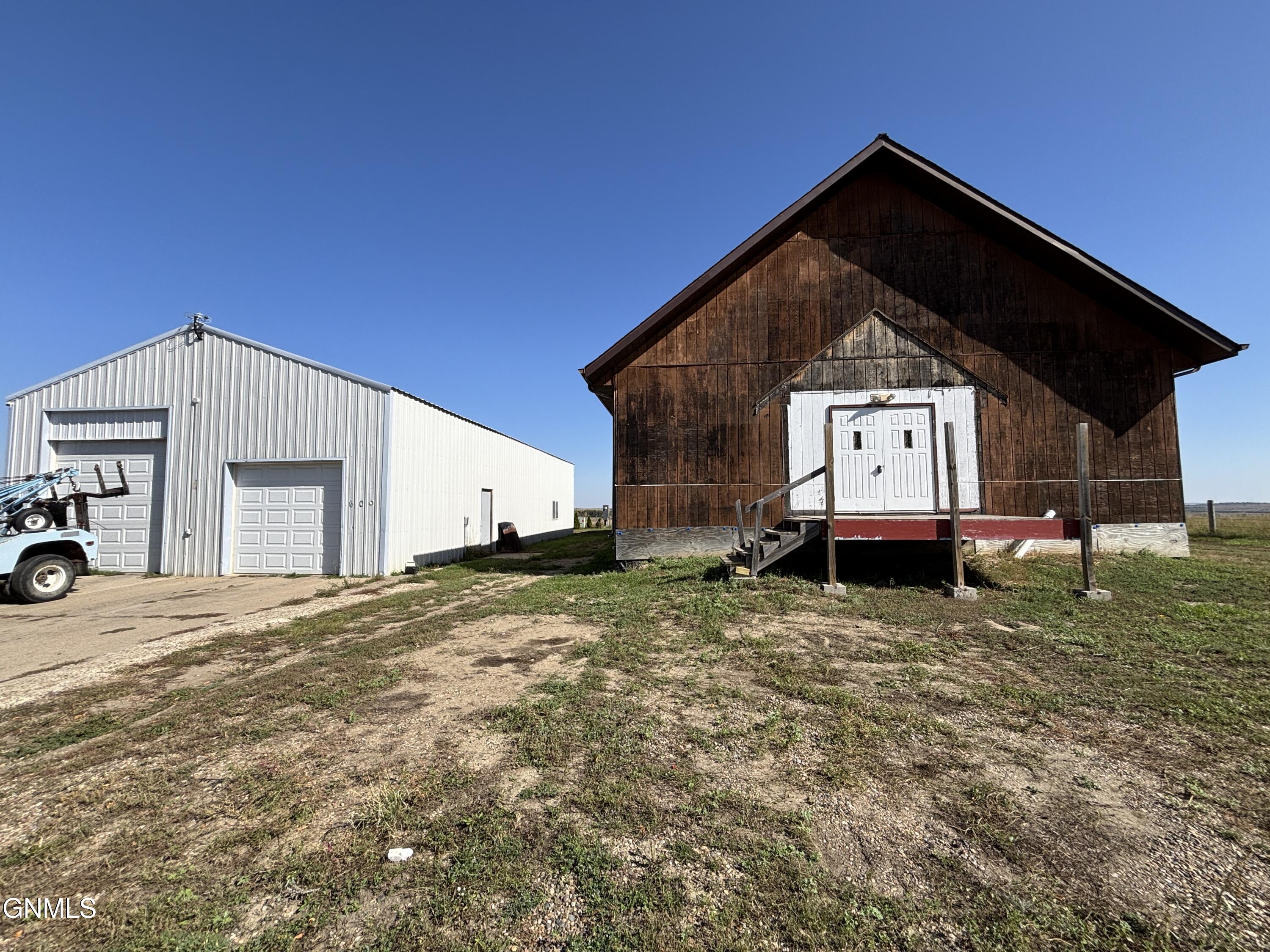 600 12th Avenue NE, Beulah, ND 58523