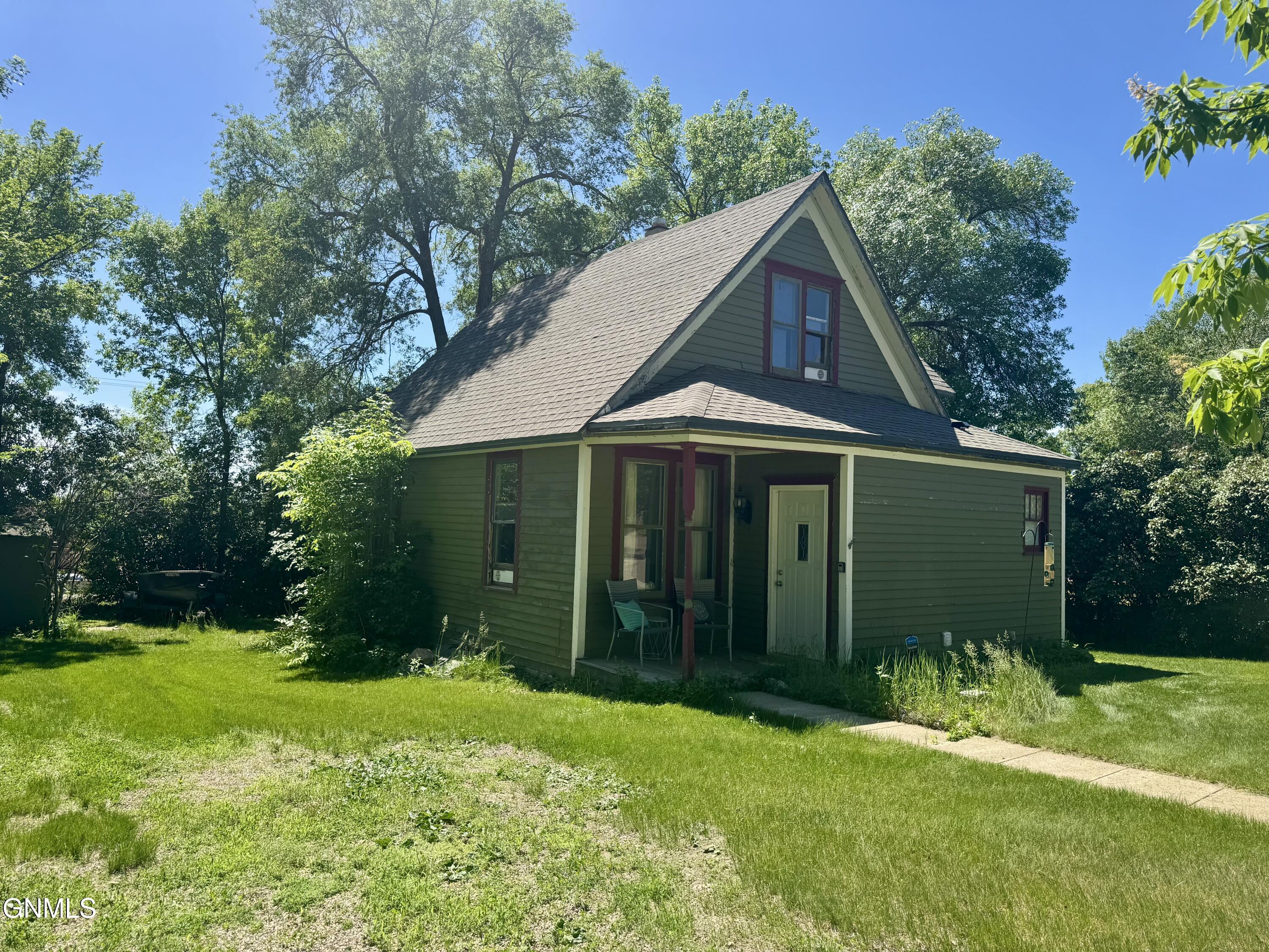 703 4th Avenue, Washburn, ND 58577