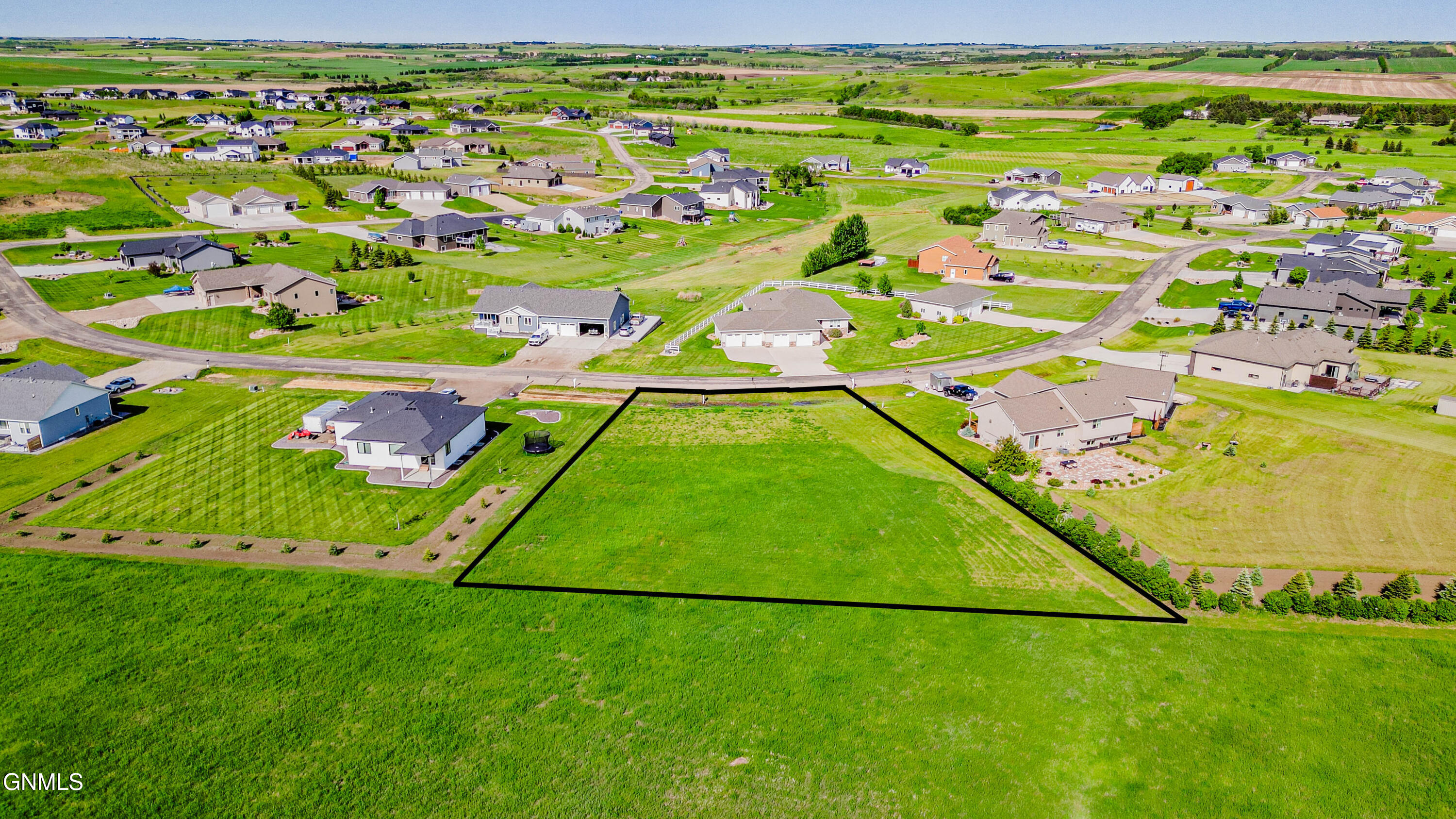 13840 Saddlehorn Drive, Bismarck, ND 58503