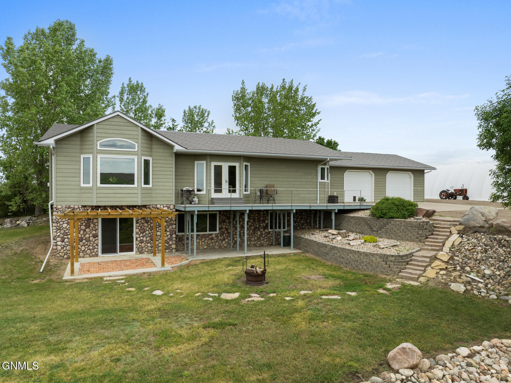 1343 41c Avenue NW, Garrison, ND 58540