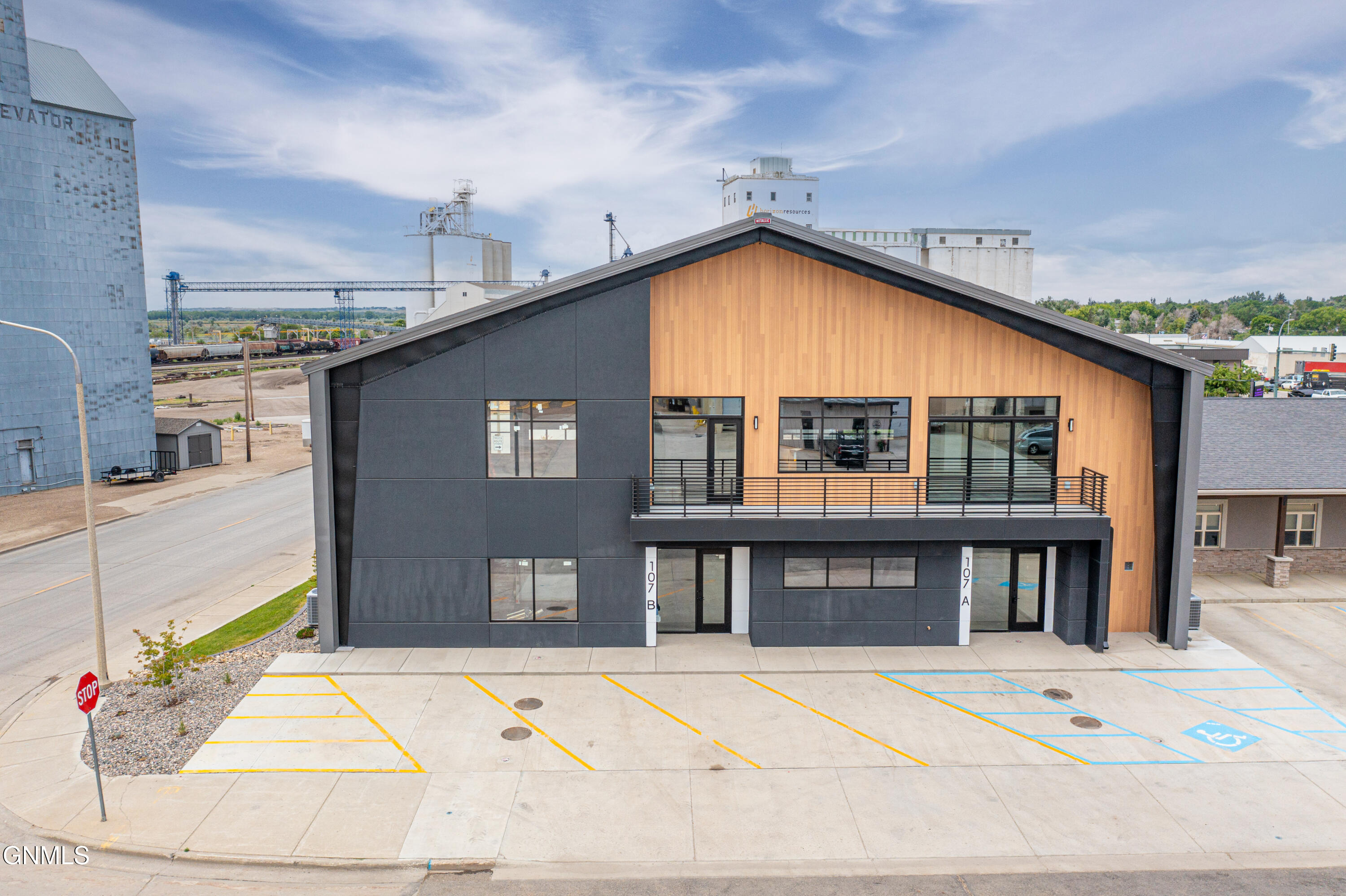 107 Washington Avenue, B, Williston, ND 58801