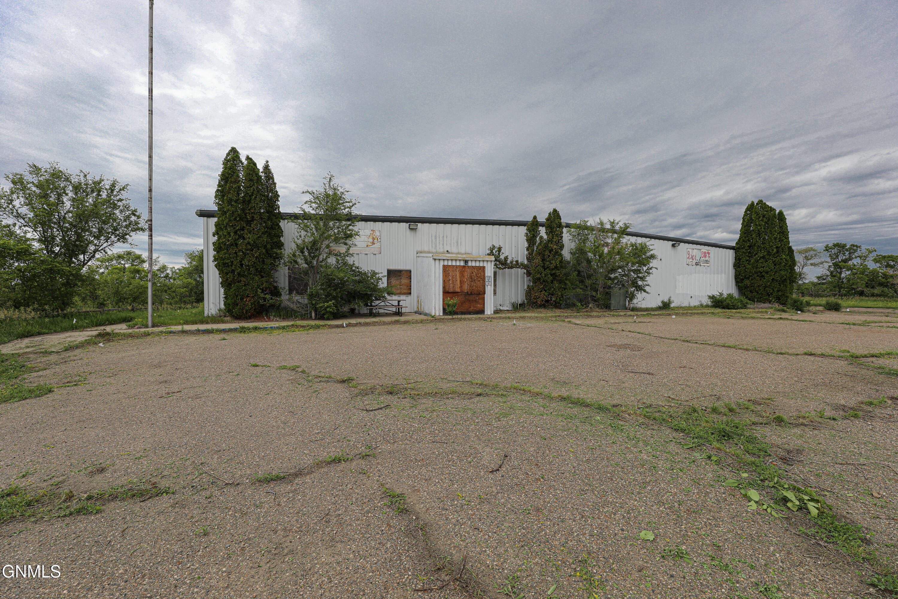 320 2nd Avenue NE, Beulah, ND 58523