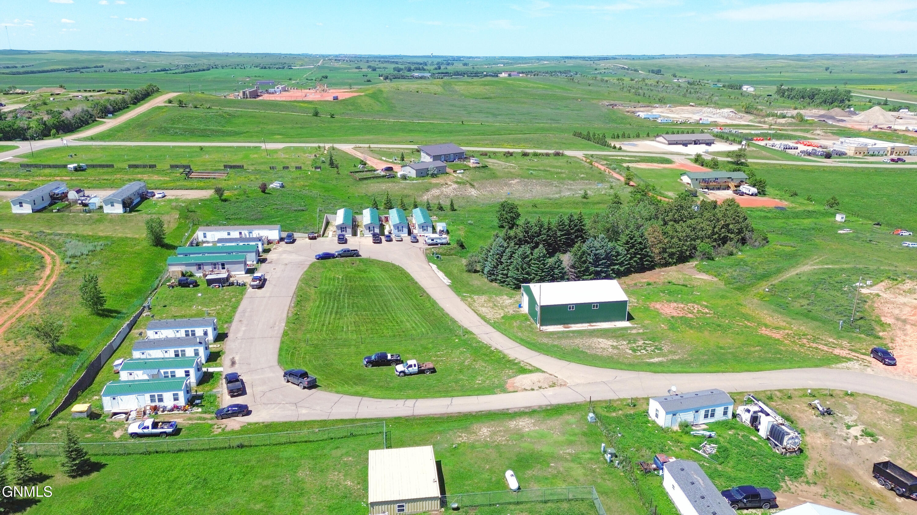 905 11th Avenue SW, Watford City, ND 58854
