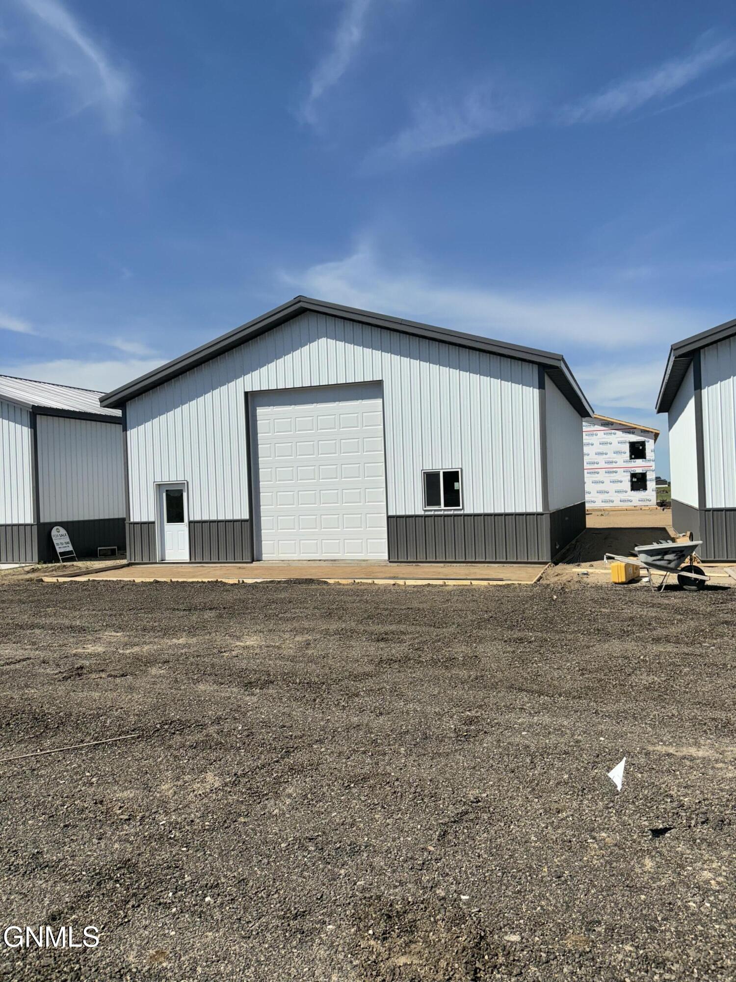 202 Lakeside Drive S, F, Dawson, ND 58428