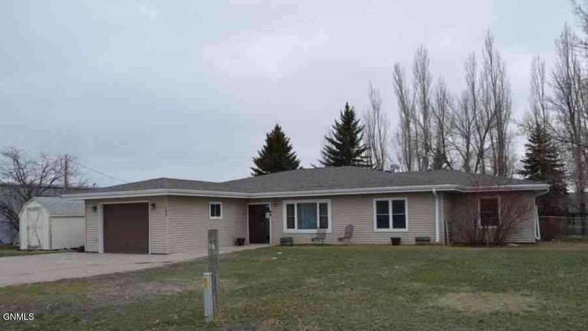 709 Eagle Drive, New Town, ND 58763