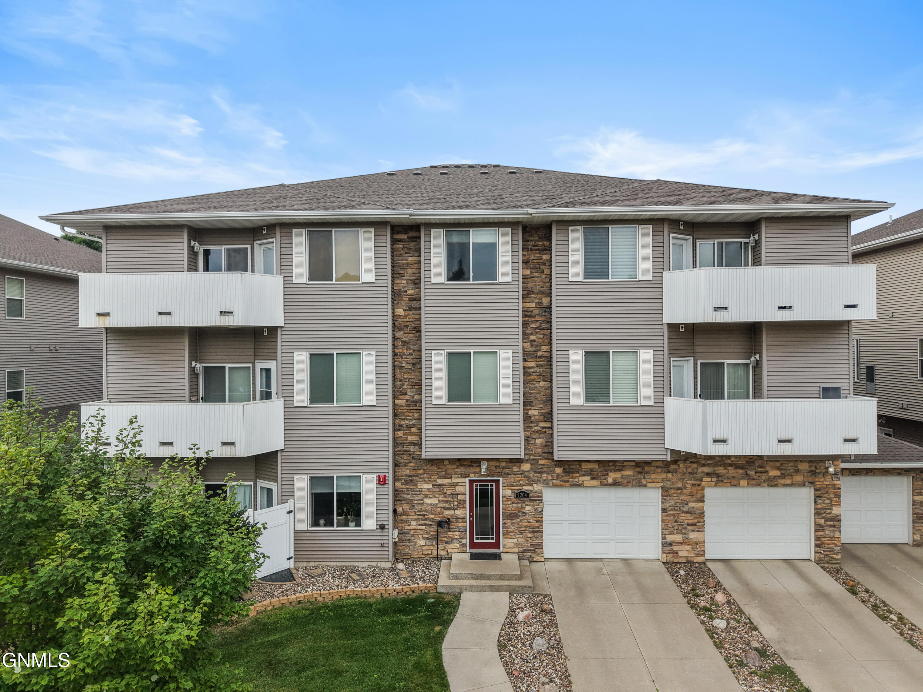 1204 Owens Avenue W, 1, Bismarck, ND 58501