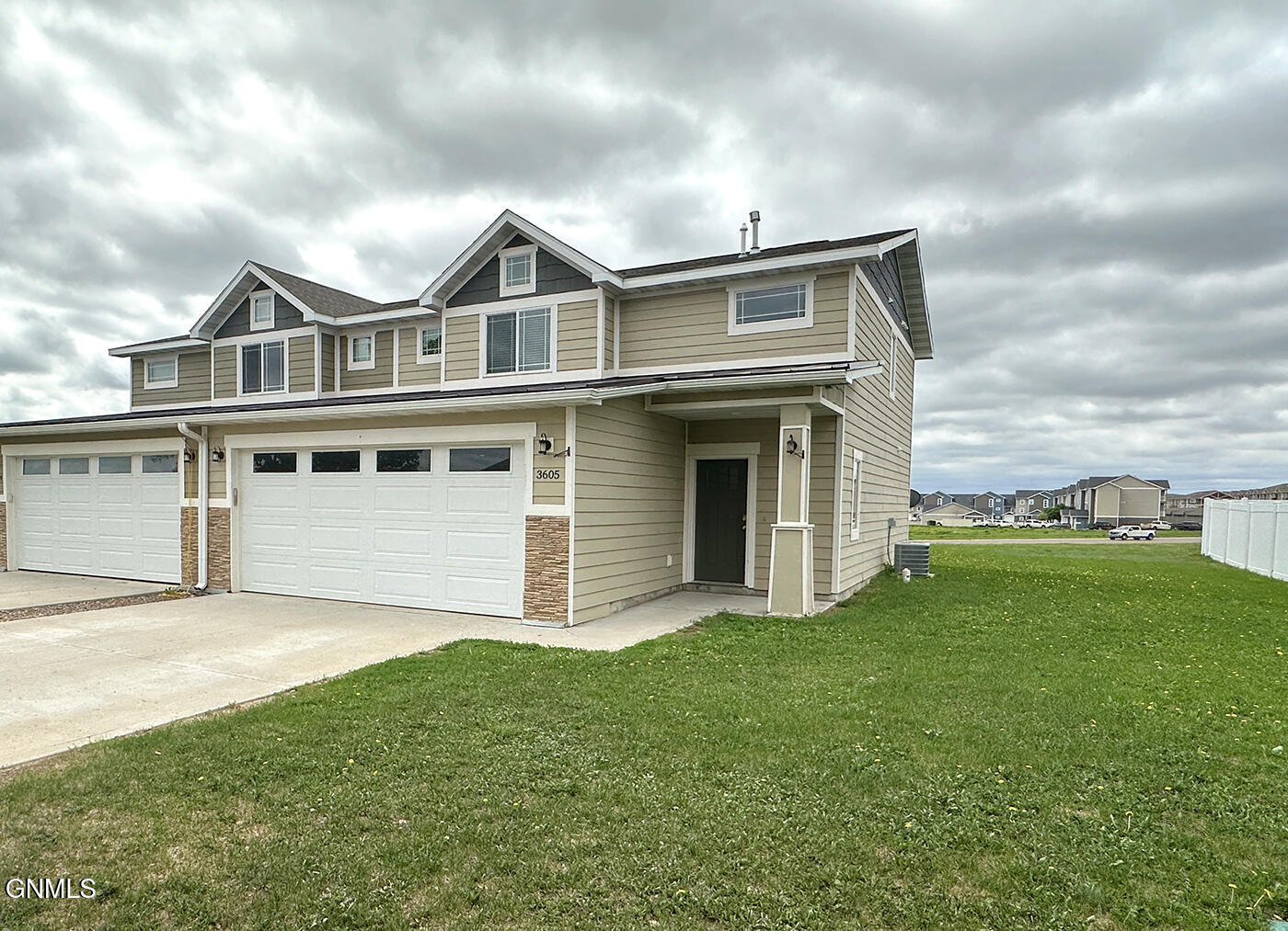 3605 9th Avenue NE, Watford City, ND 58854