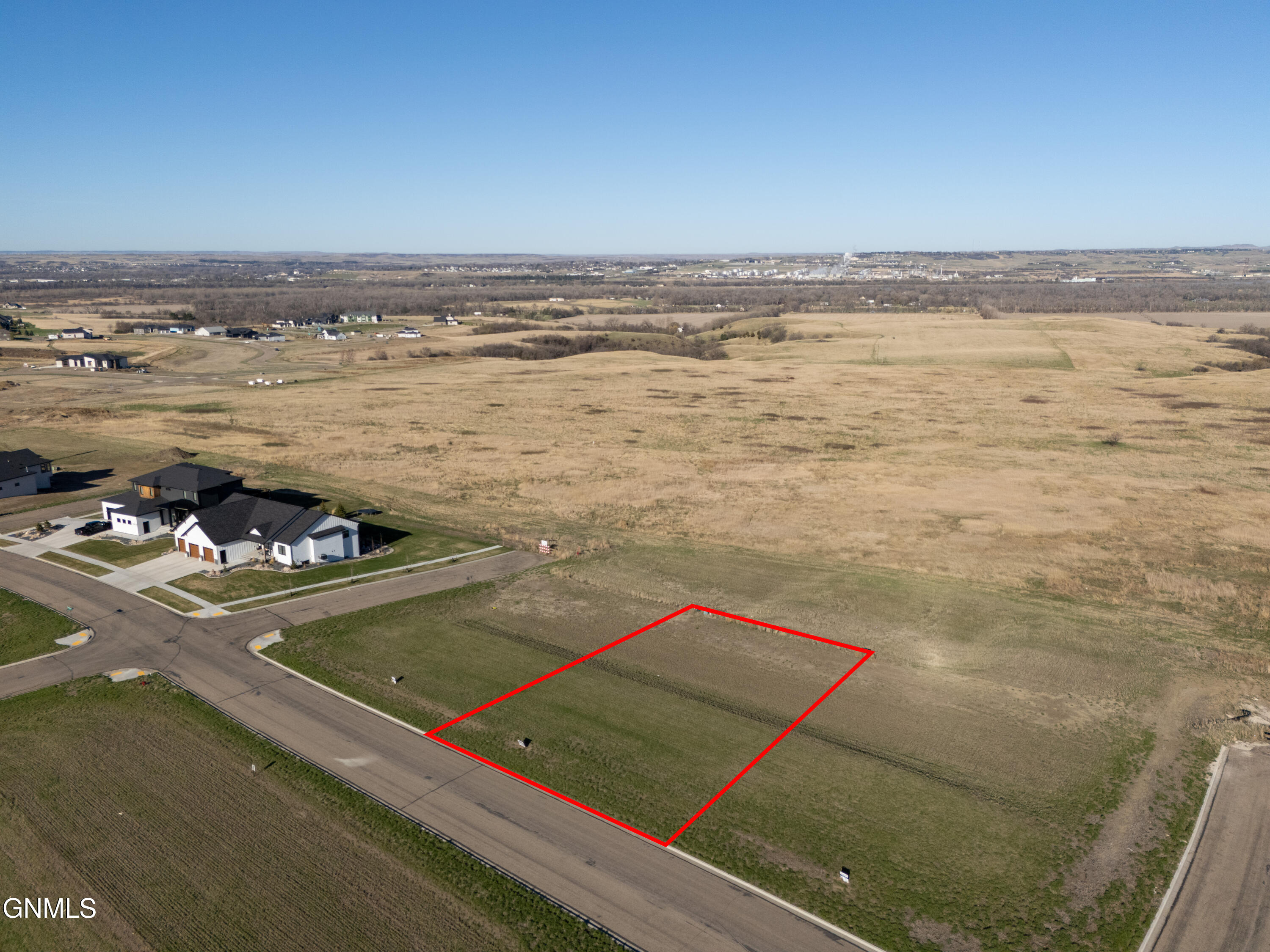 4512 Elk Rdg Drive, Bismarck, ND 58503