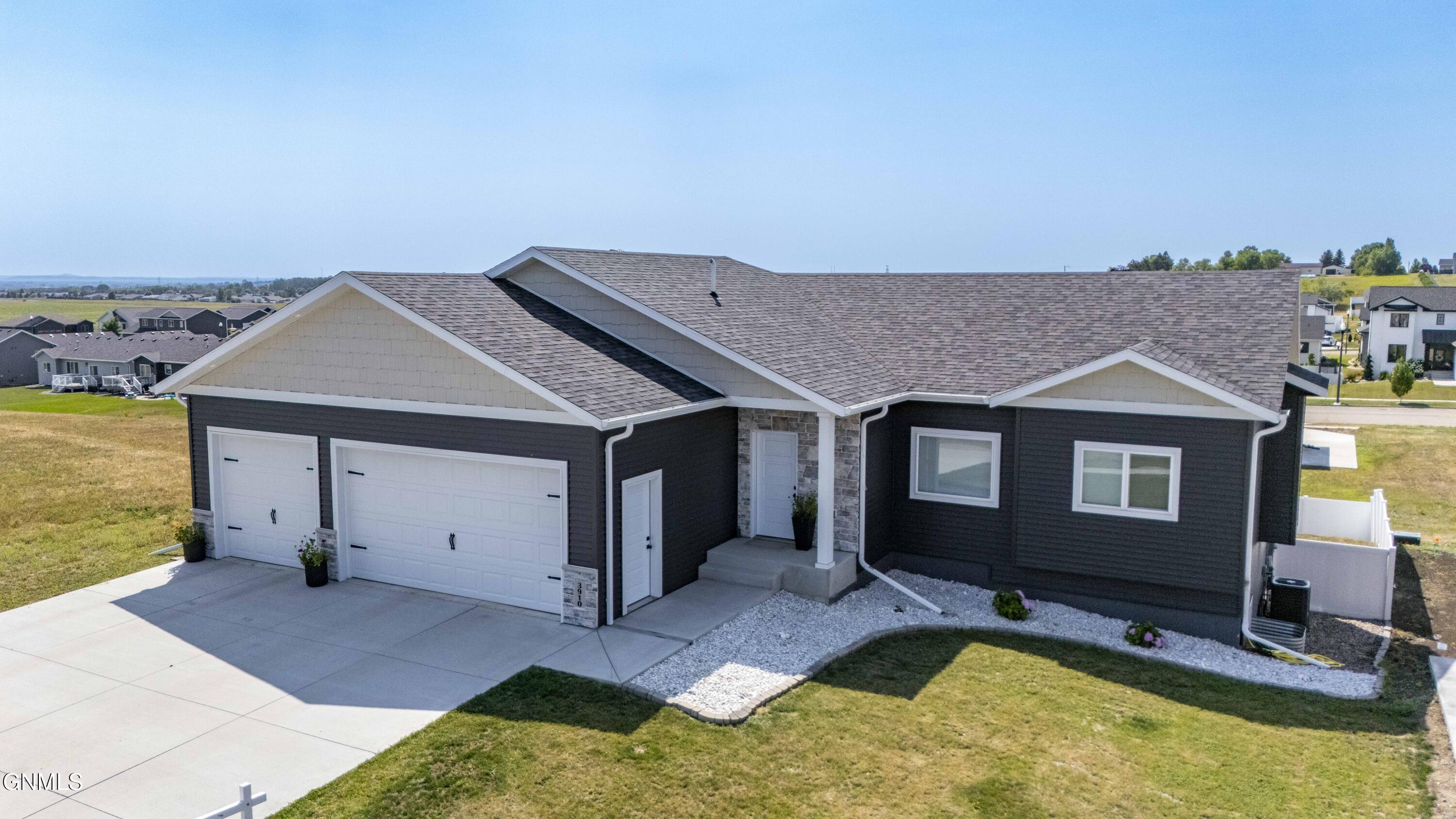3910 Steel Street, Bismarck, ND 58503