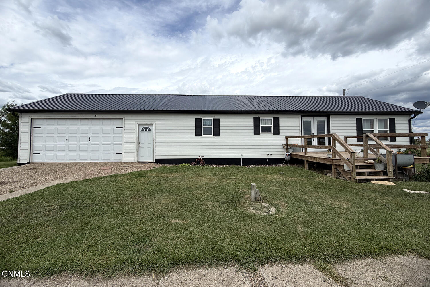 3662 58th Avenue SE, Medina, ND 58467